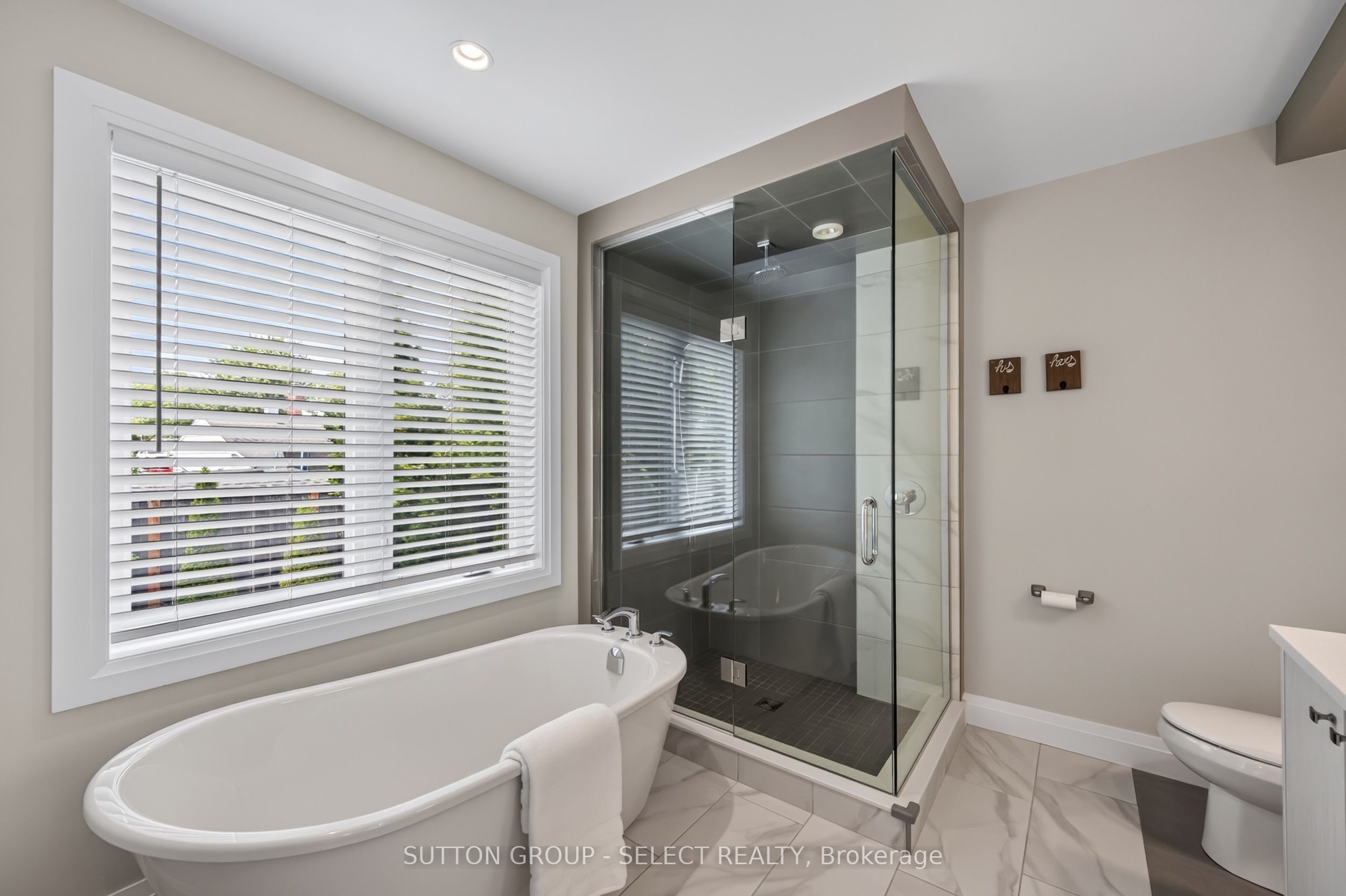 216 Martin Drive Property Photo 26