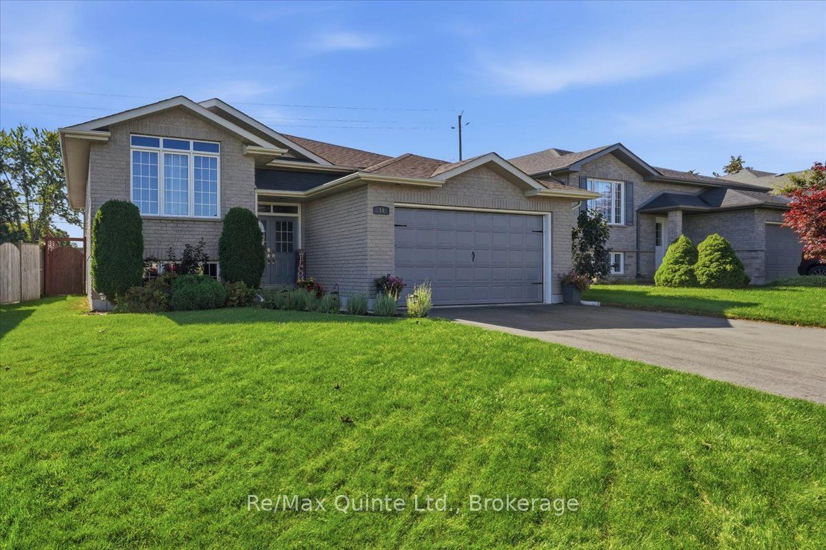 14 Ridgeview Lane Property Photo 2