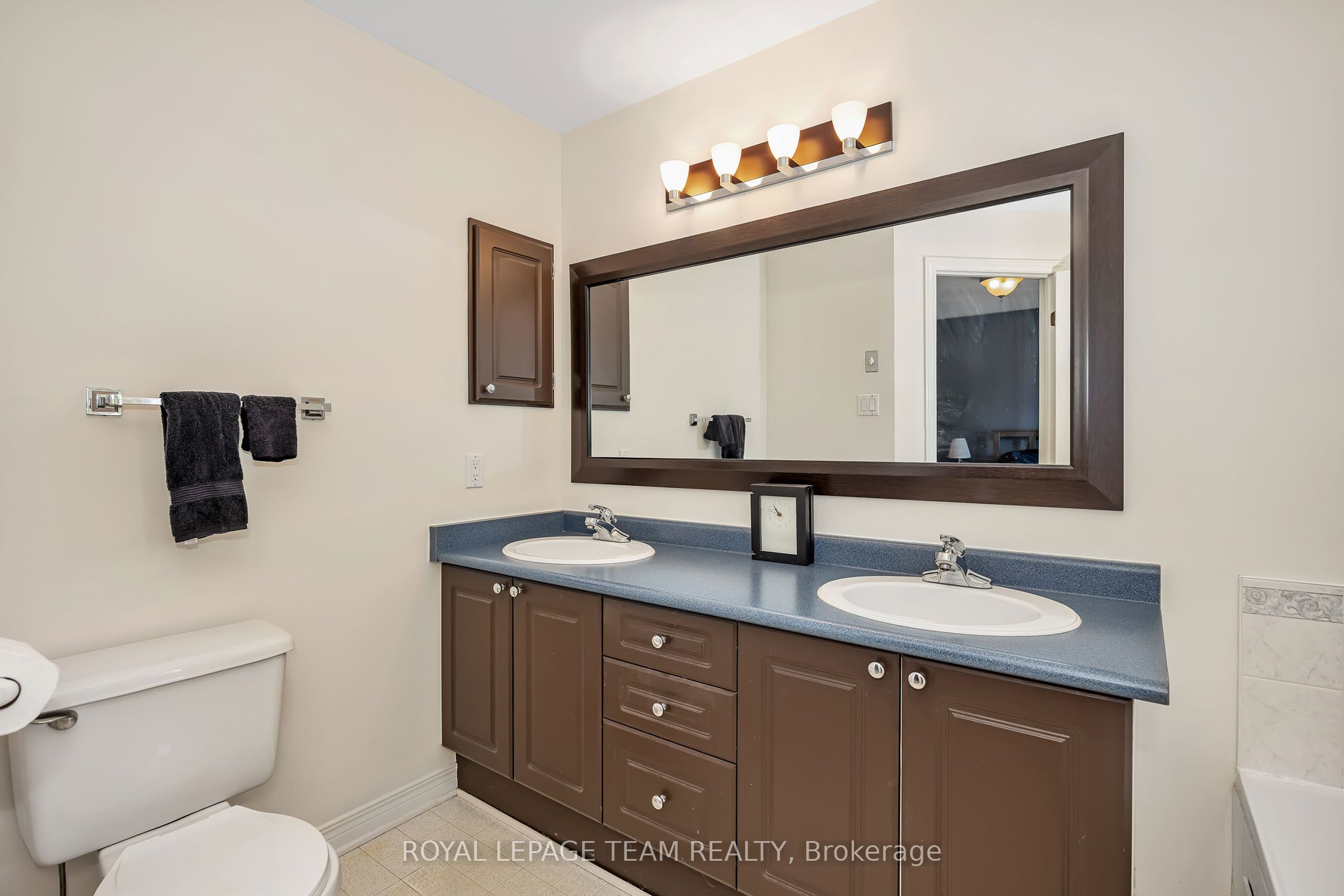 96 Redpath Drive Property Photo 14