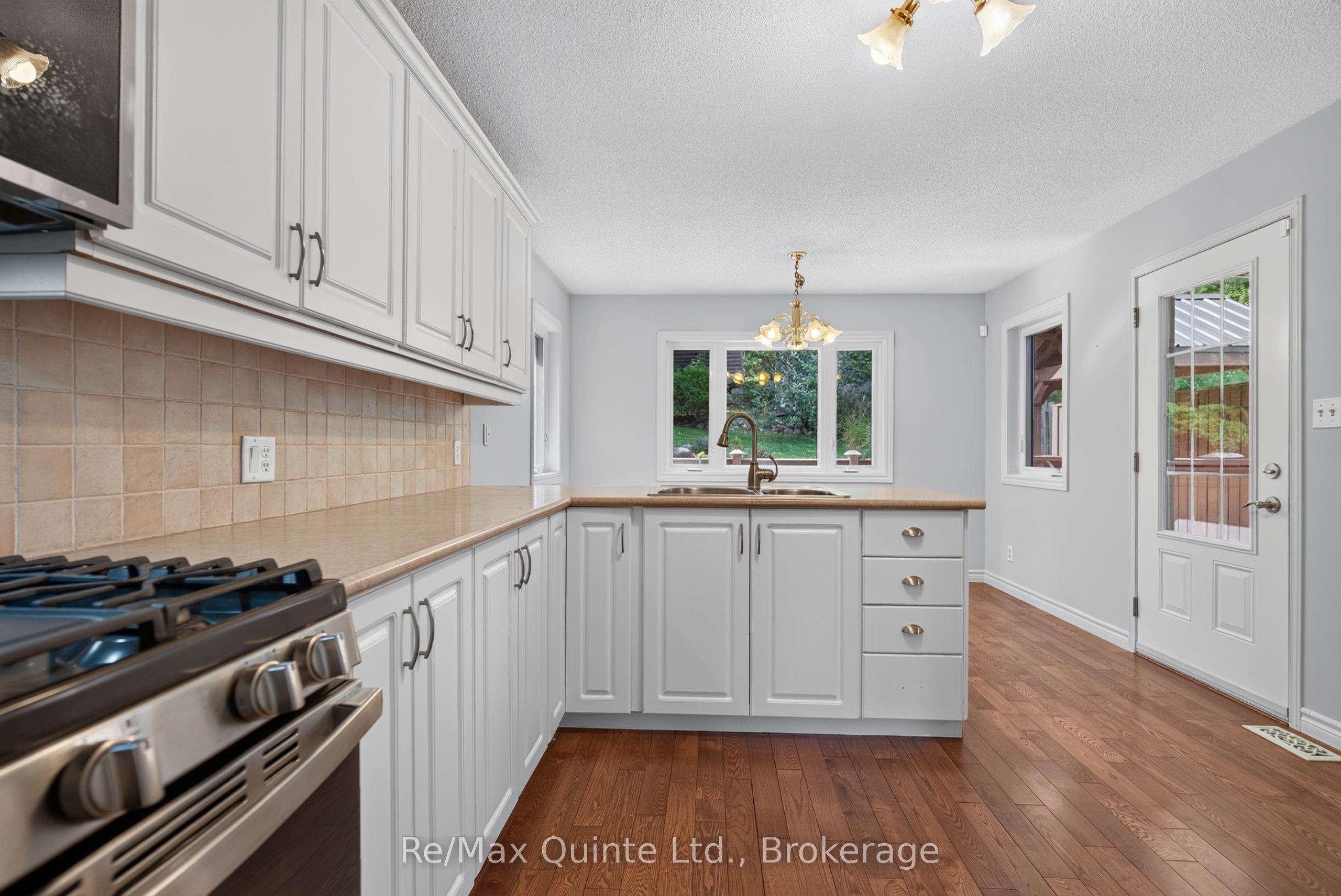 14 Mccamon Avenue Property Photo 16
