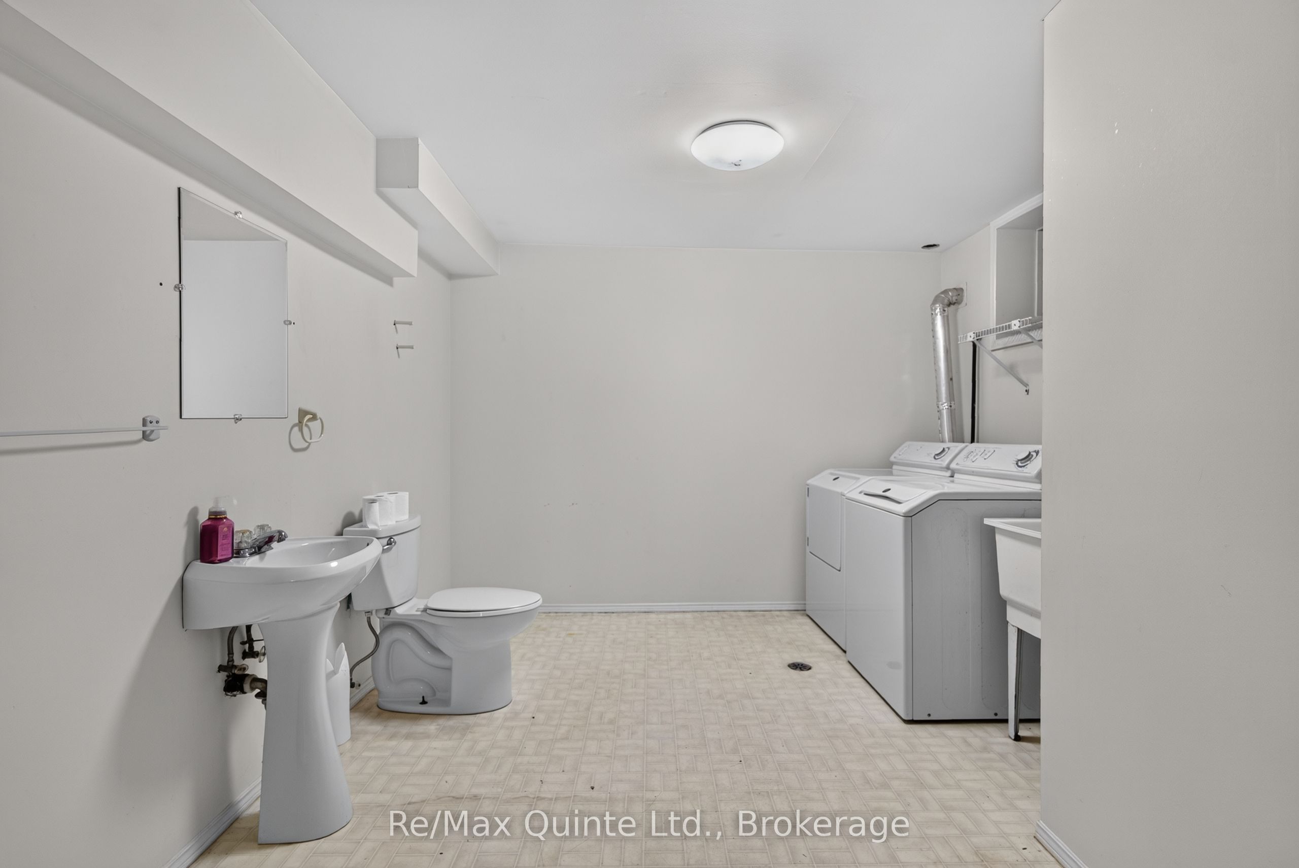 14 Mccamon Avenue Property Photo 39