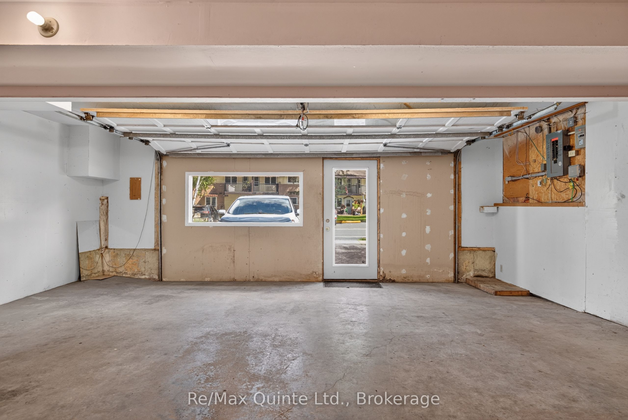 14 Mccamon Avenue Property Photo 44