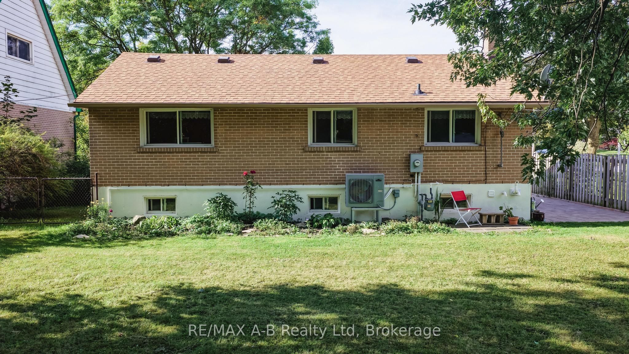 164 Redford Crescent Property Photo 21