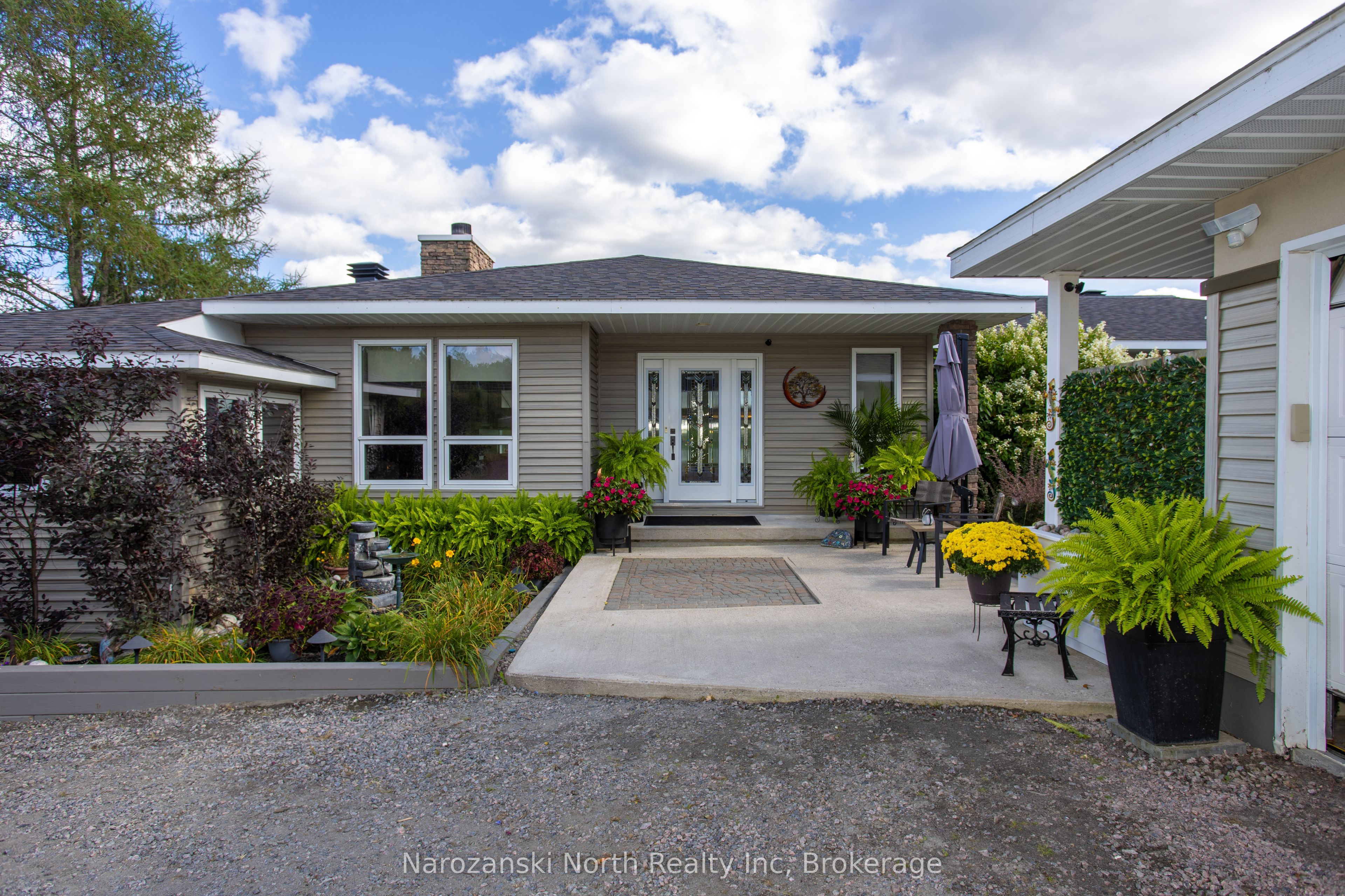 59 Lise Street Property Photo 5