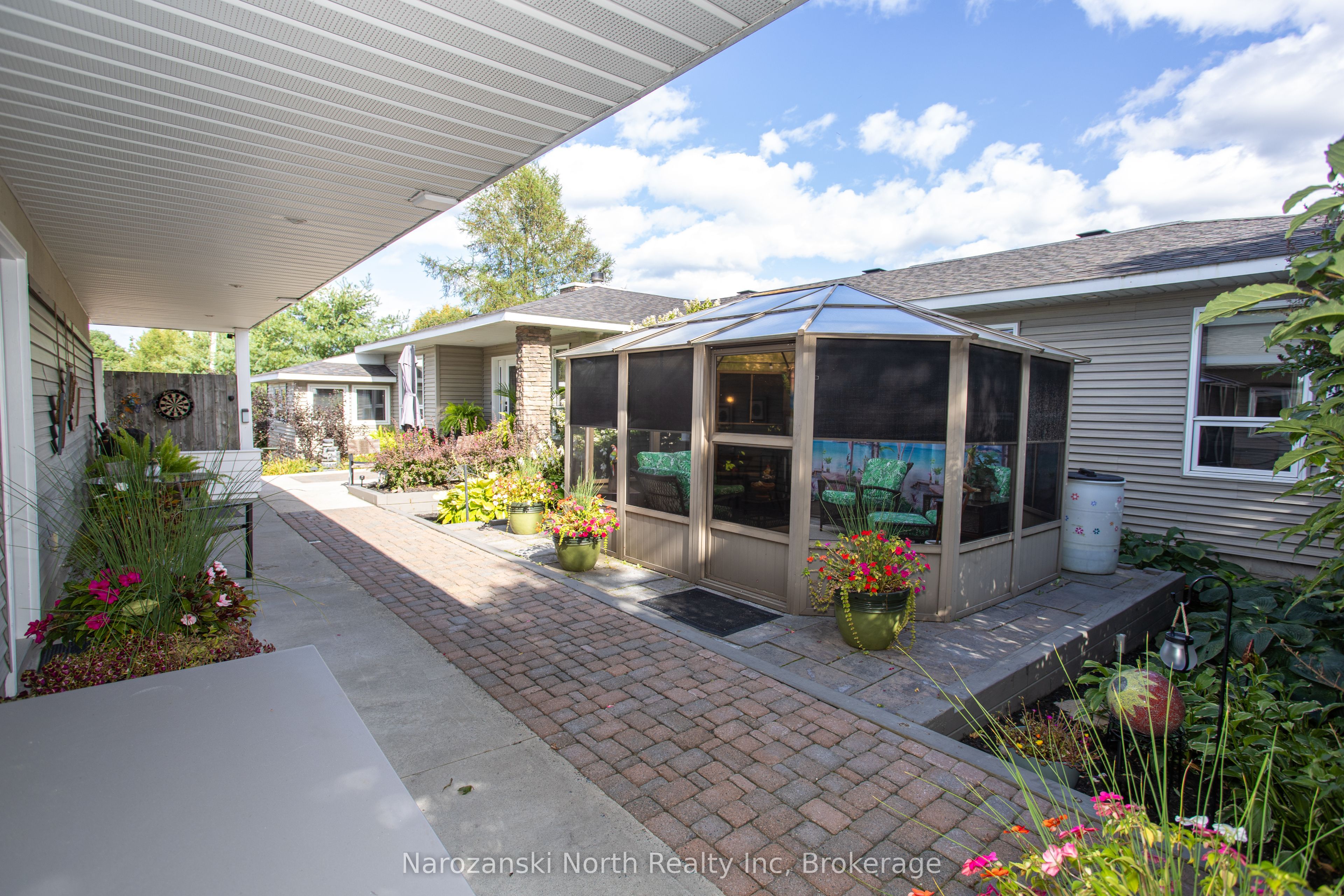 59 Lise Street Property Photo 8