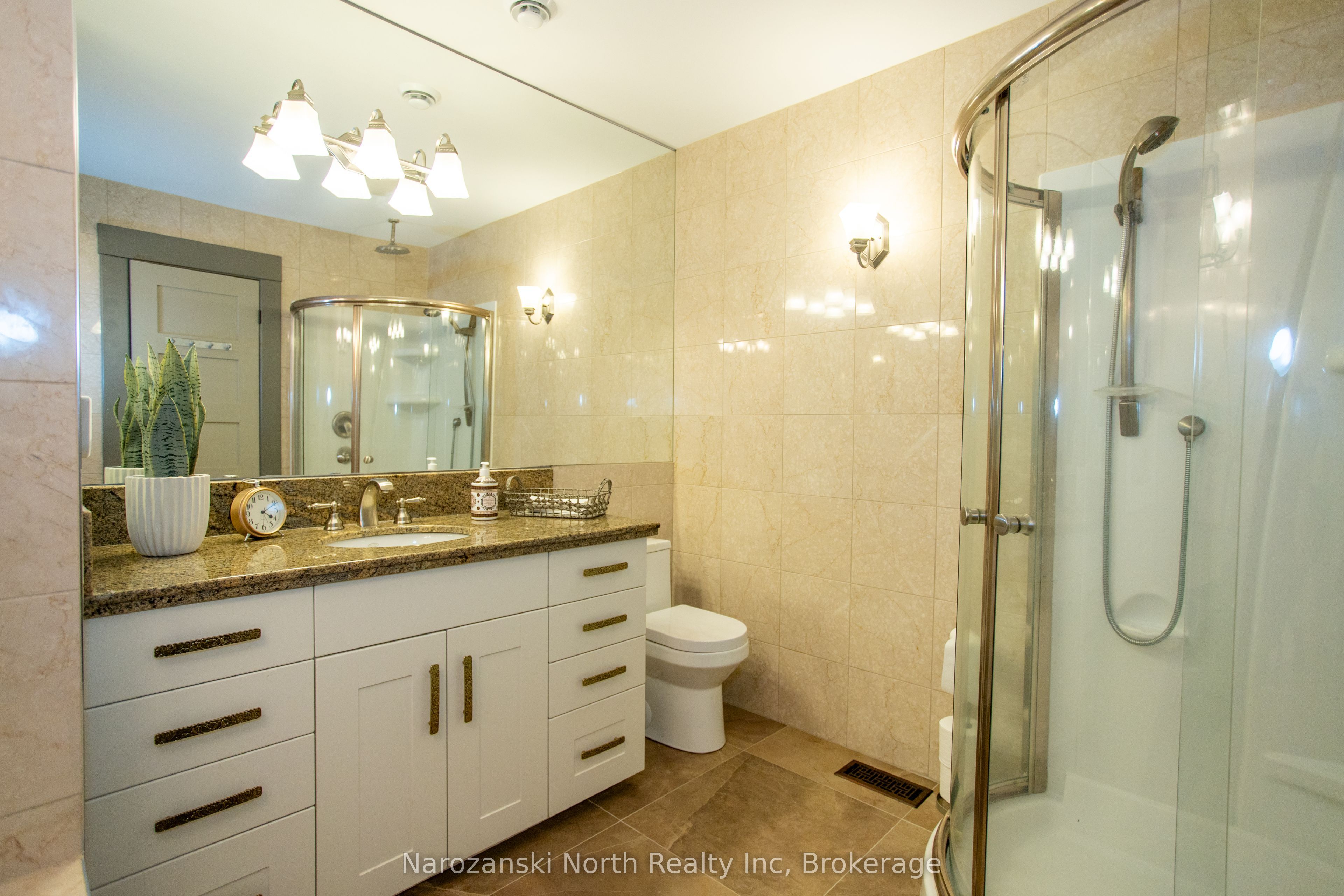 59 Lise Street Property Photo 27
