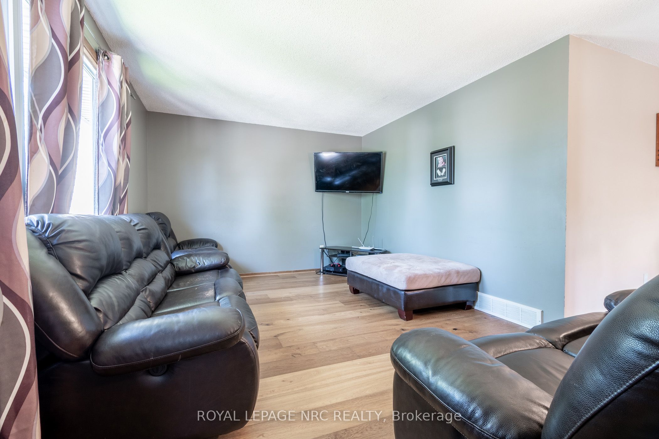 62 Lillian Place Property Photo 7