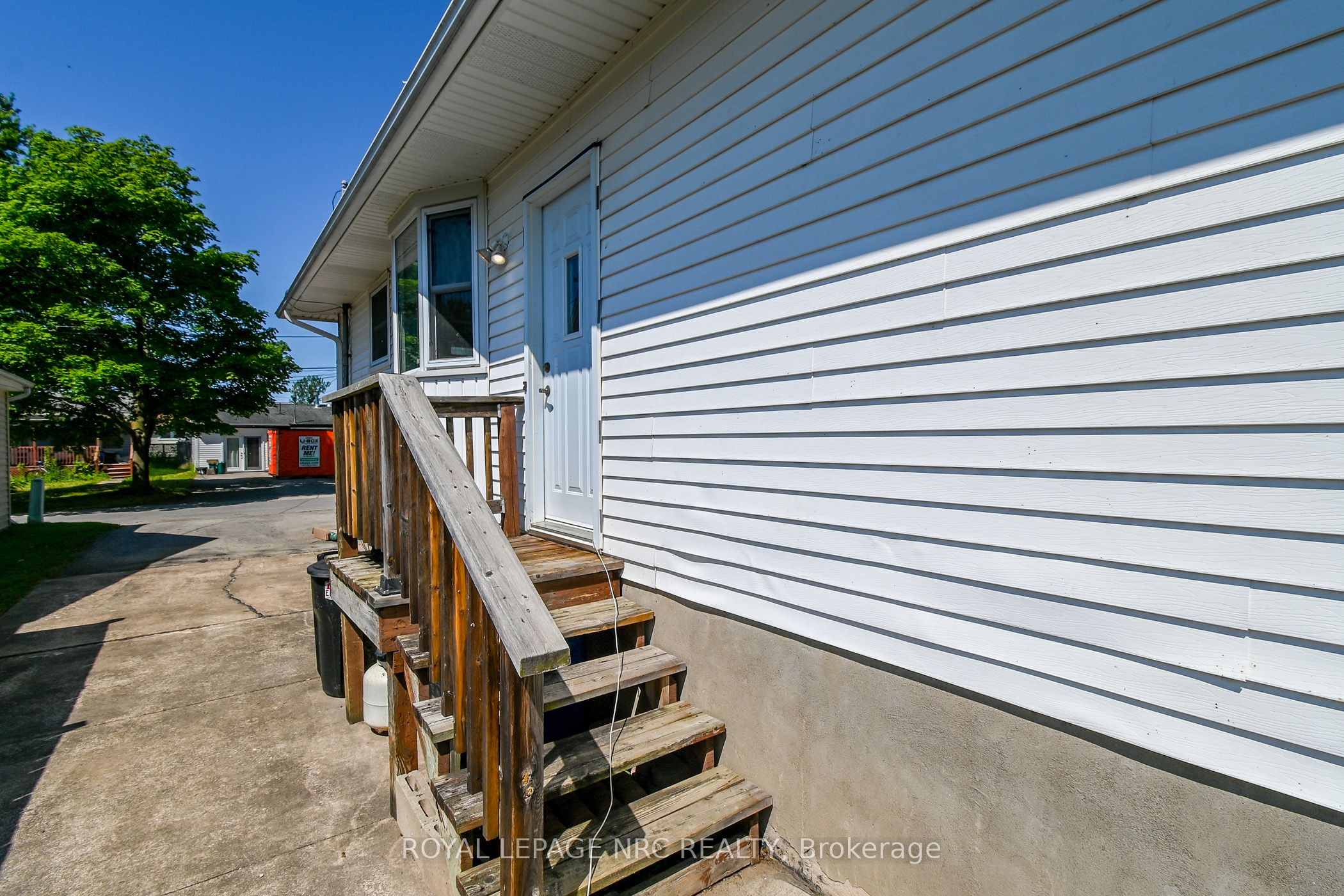 62 Lillian Place Property Photo 32