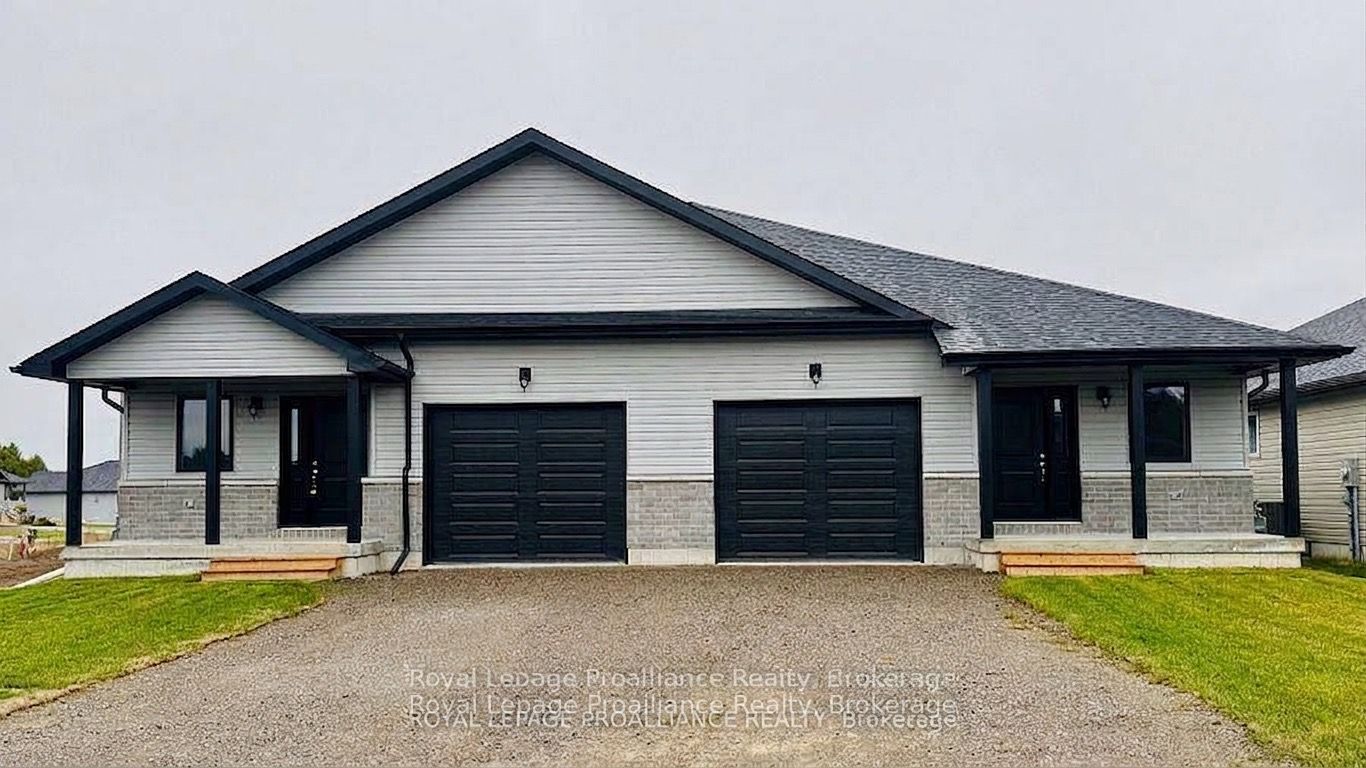 42 Mackenzie John Crescent Property Photo 1
