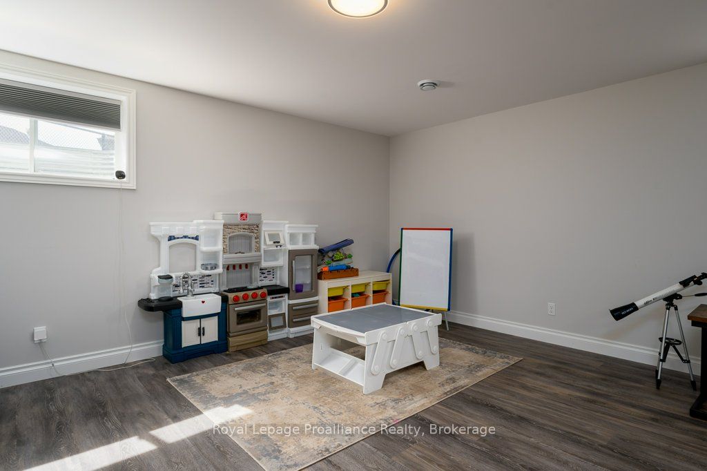 35 Virginia Crescent Property Photo 42
