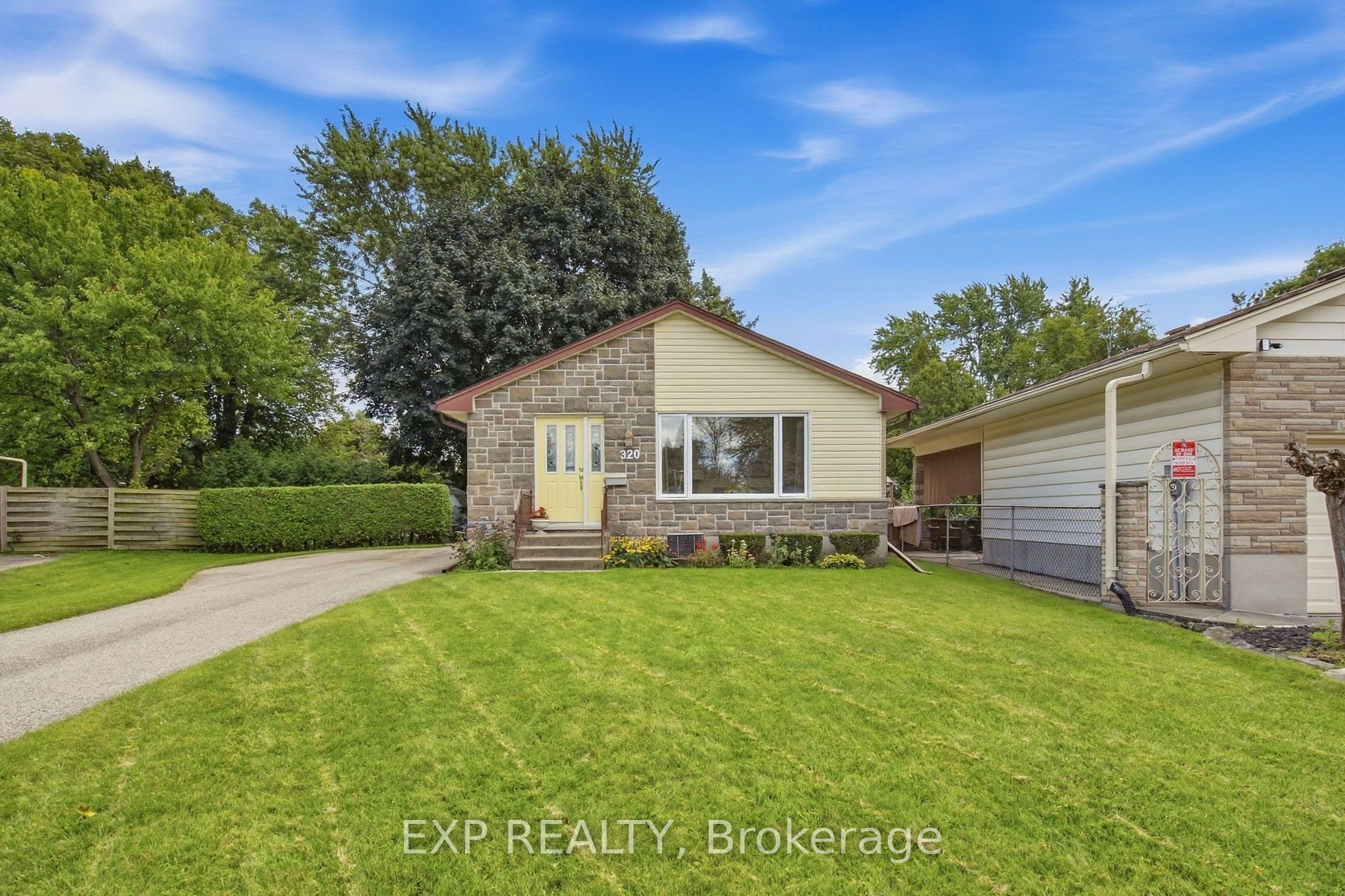 320 Culver Place Property Photo 1