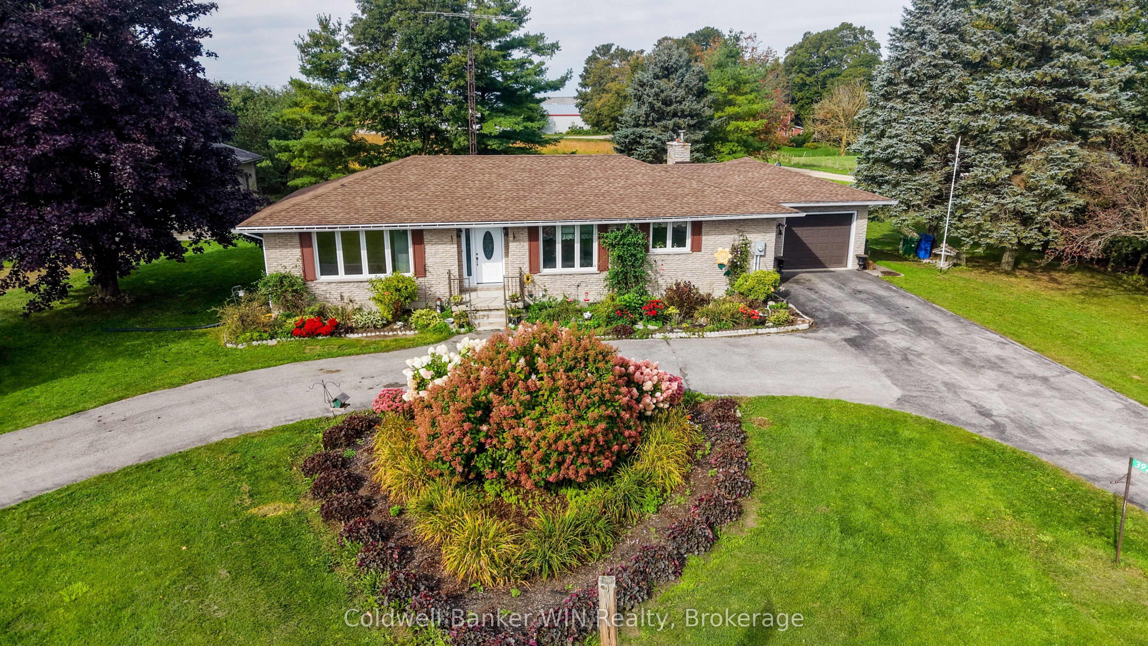 392172 Grey Road 109 Property Photo 1