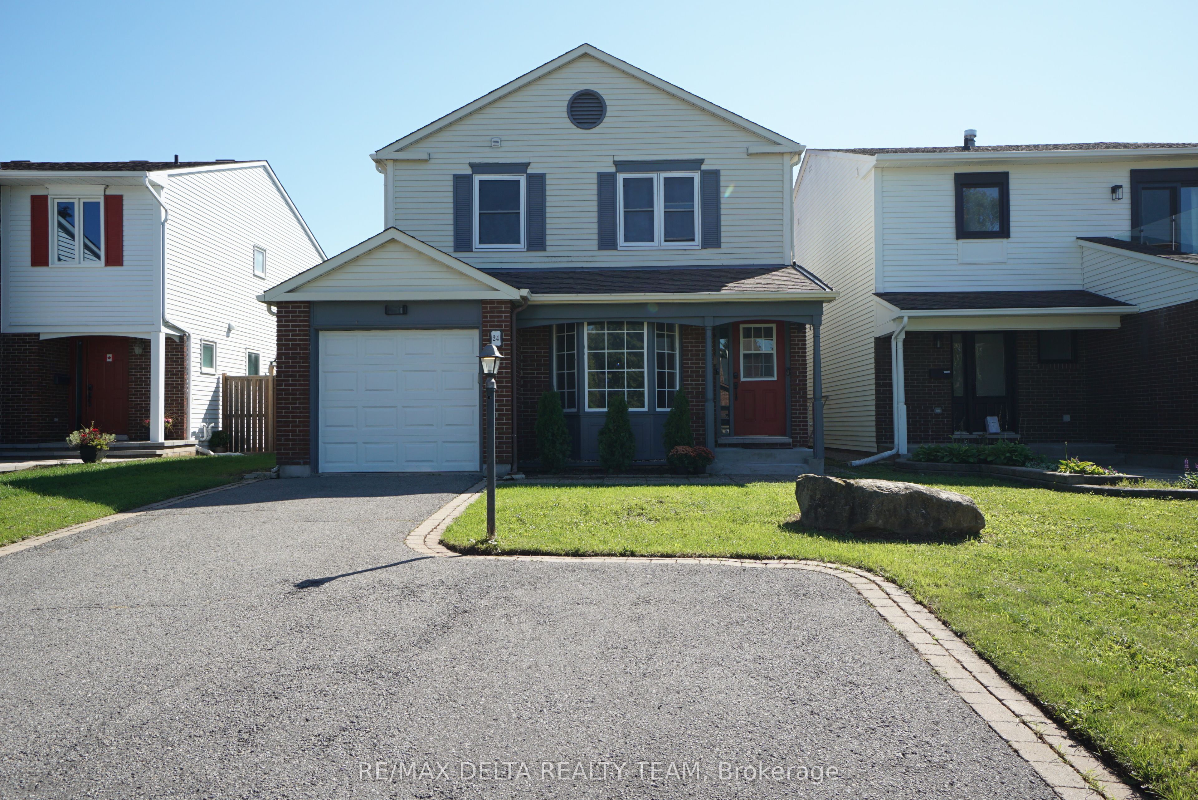 24 Raftus Square
