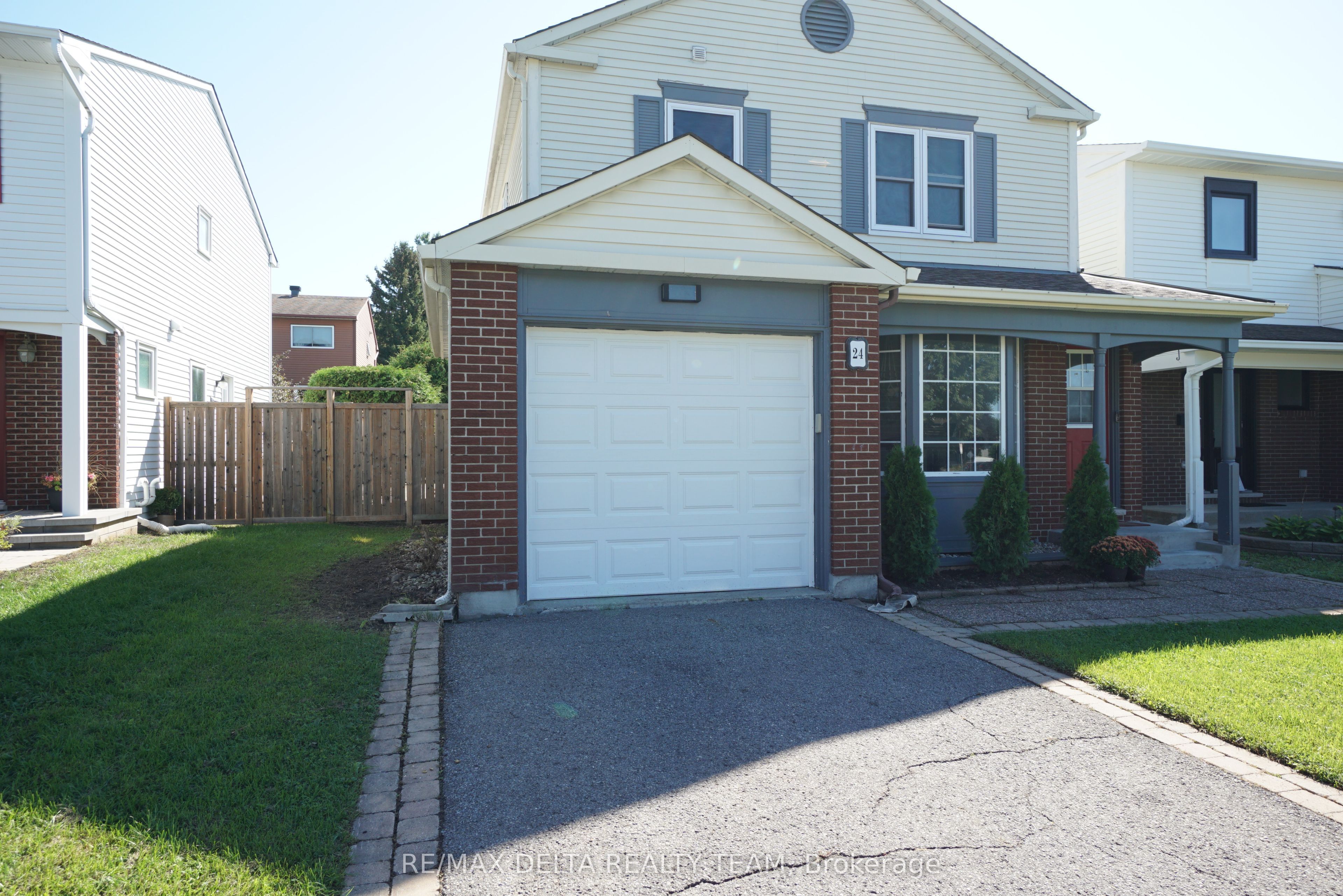 24 Raftus Square Property Photo 3