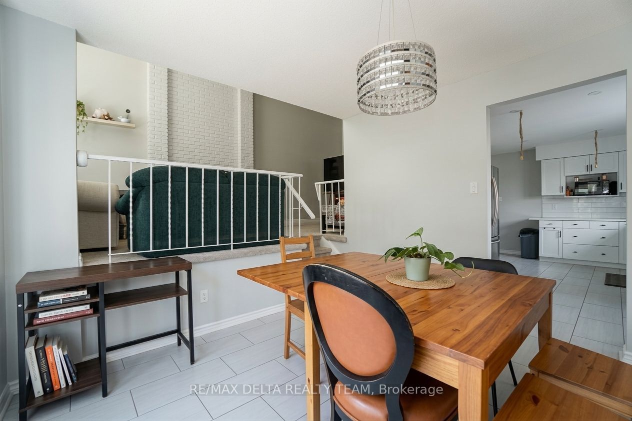 24 Raftus Square Property Photo 8