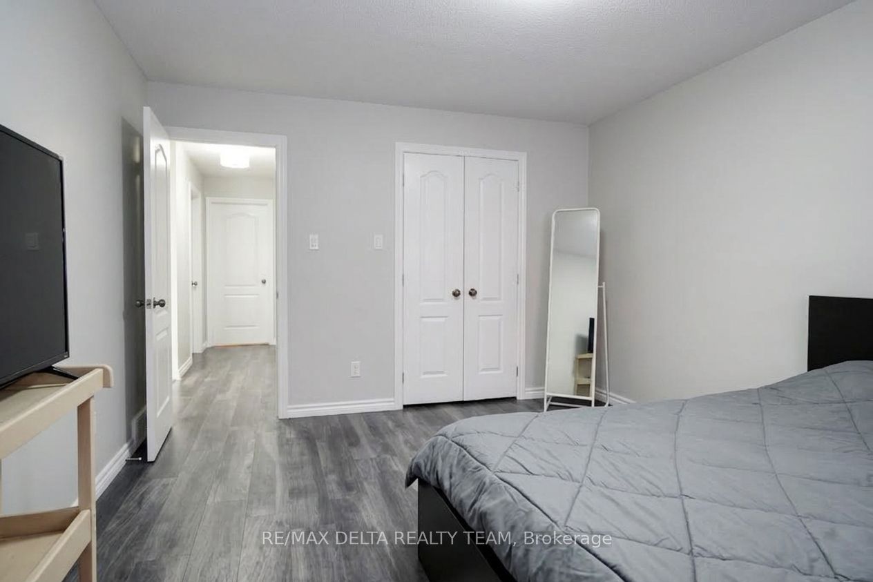 24 Raftus Square Property Photo 11