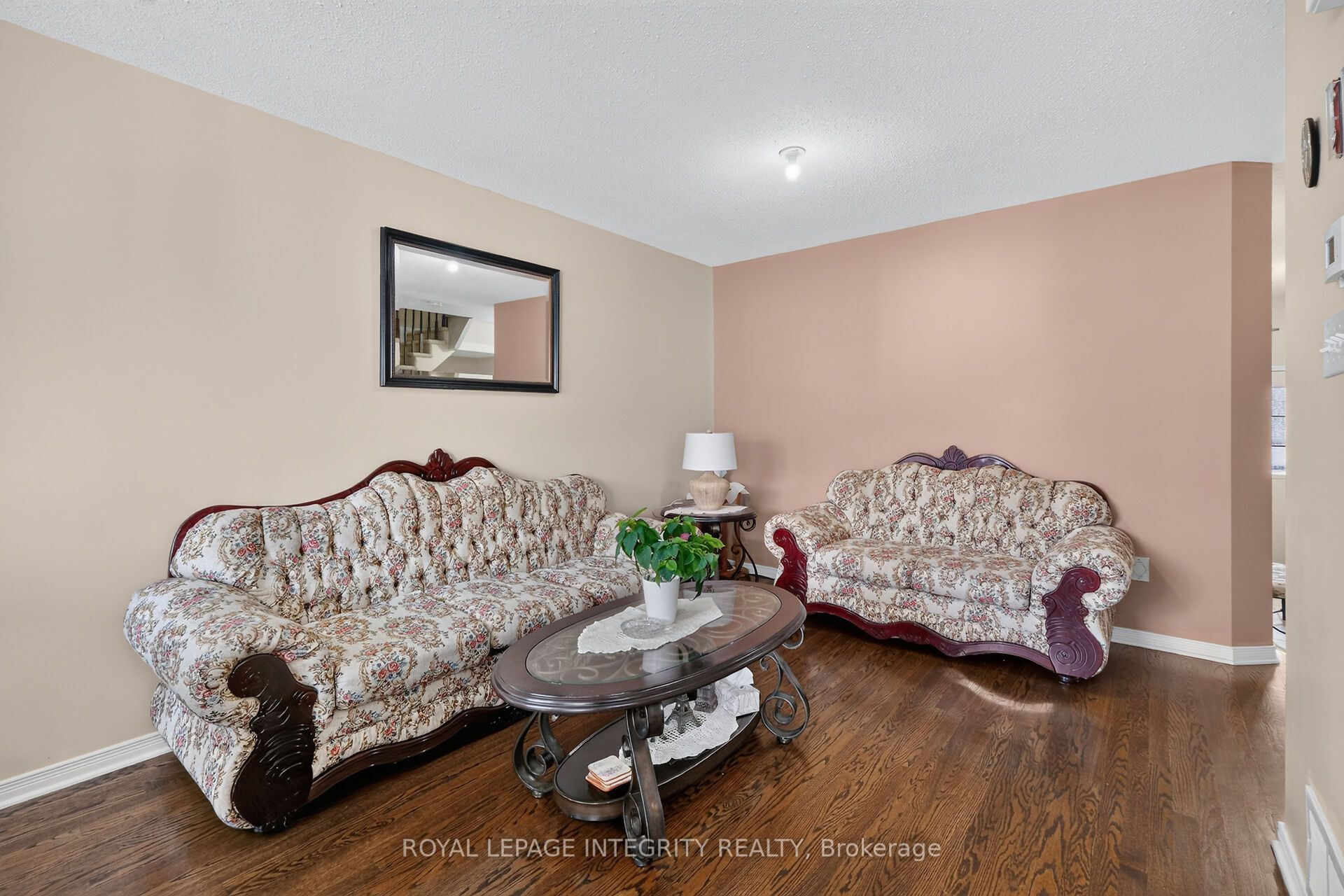 343 Rolling Meadow Crescent Property Photo 10