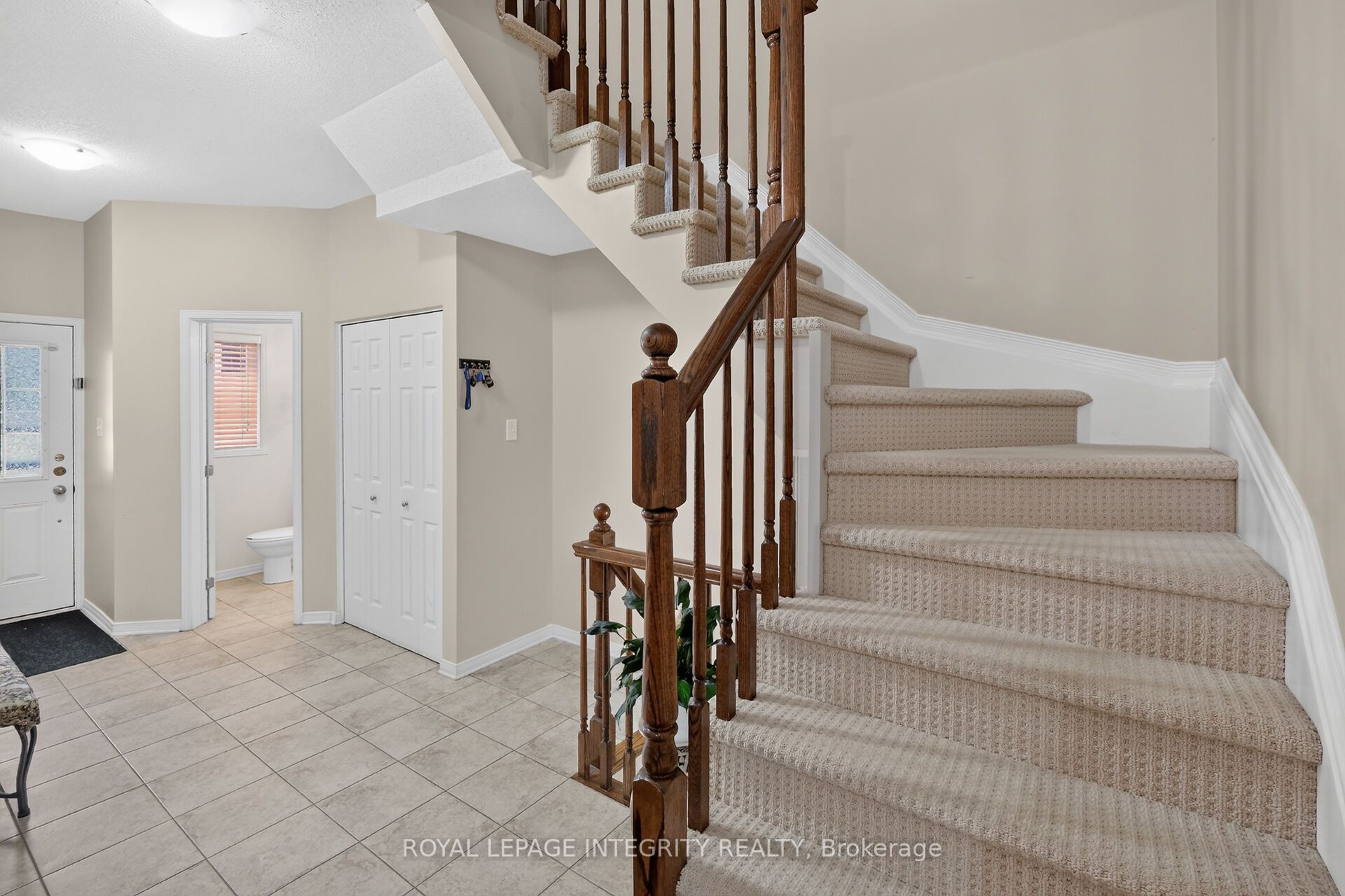 343 Rolling Meadow Crescent Property Photo 23