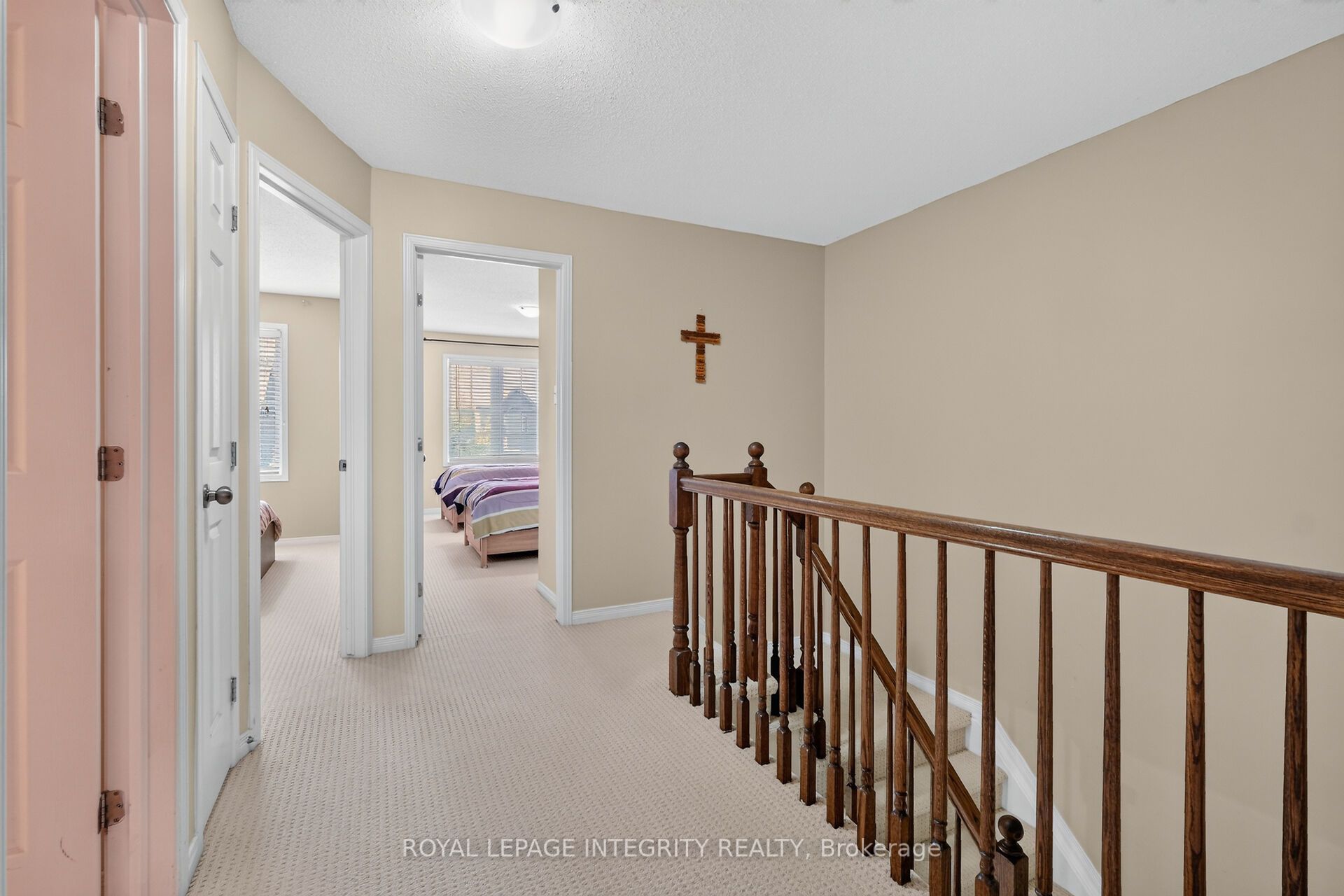 343 Rolling Meadow Crescent Property Photo 24