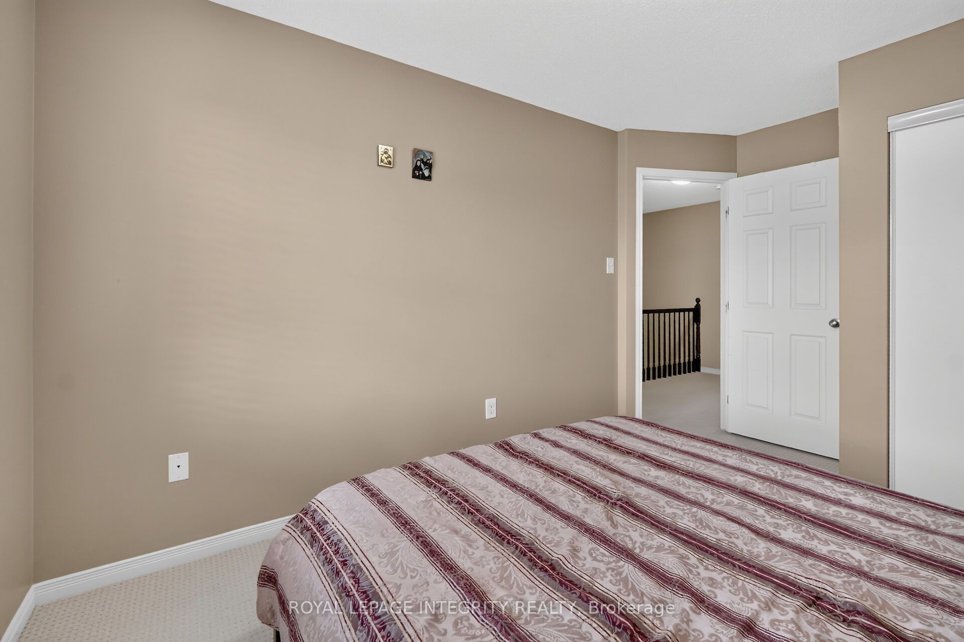 343 Rolling Meadow Crescent Property Photo 29