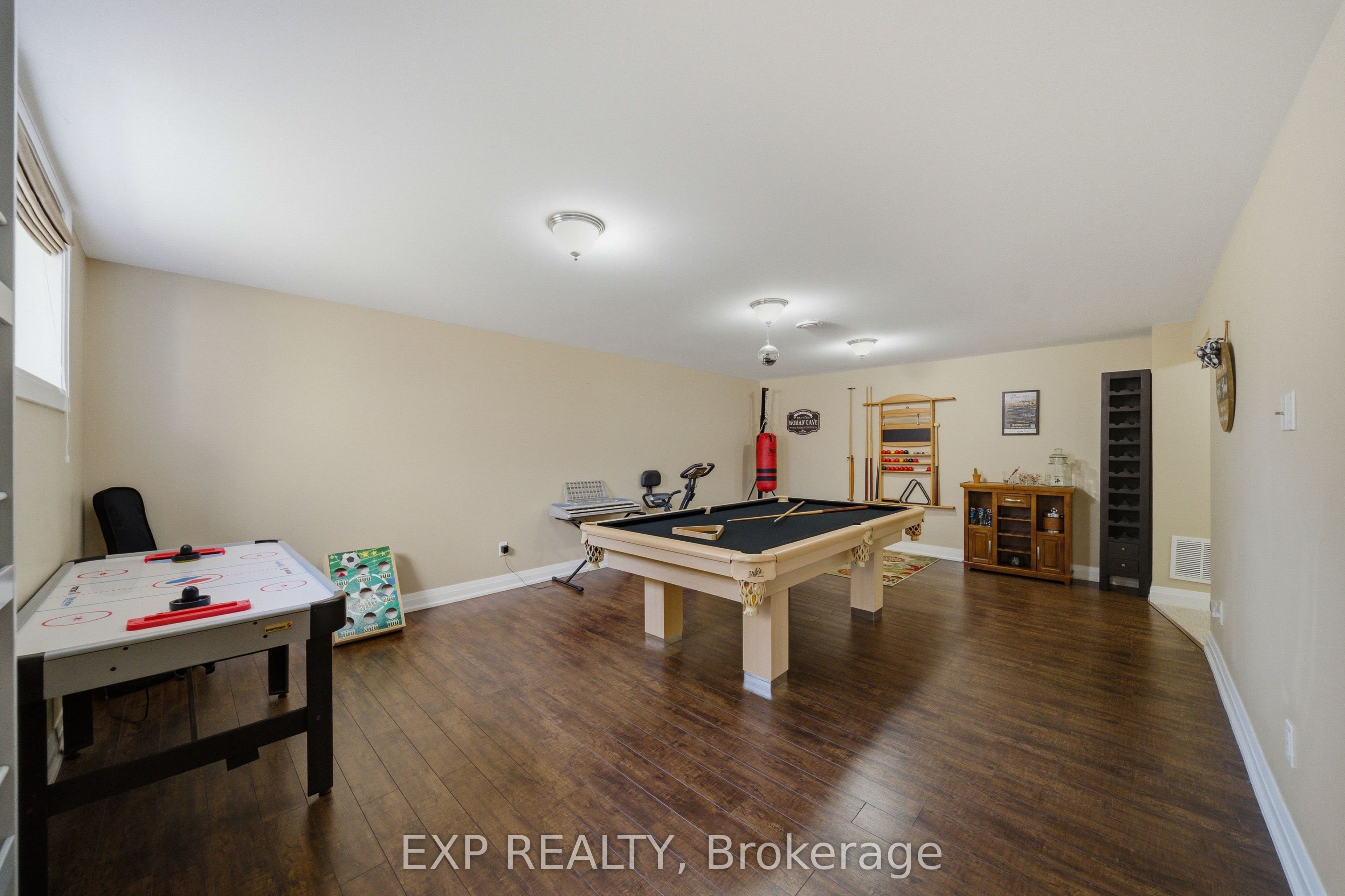 4 Provost Street Property Photo 41