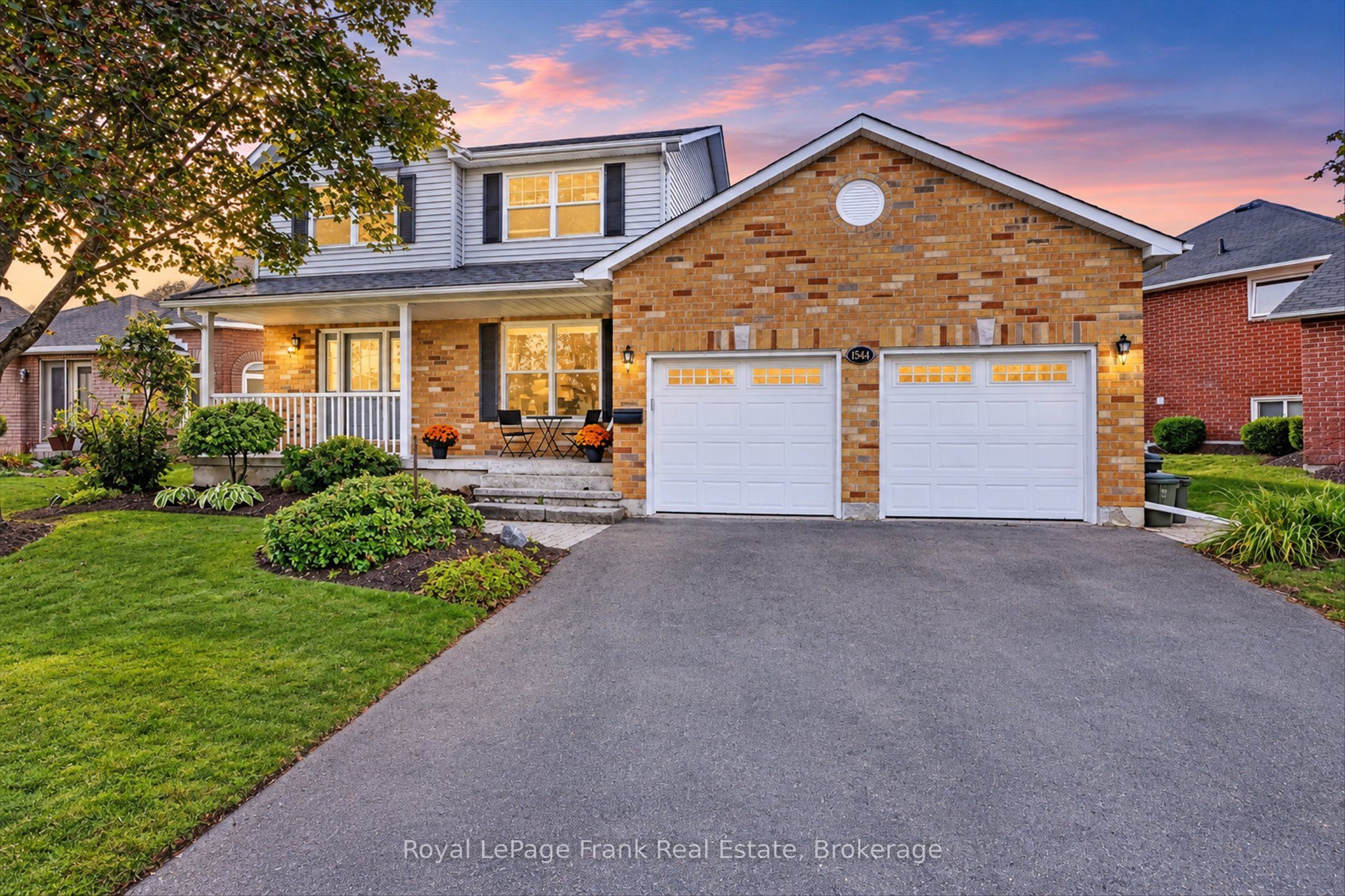 1544 Glenforest Crescent Property Photo 1