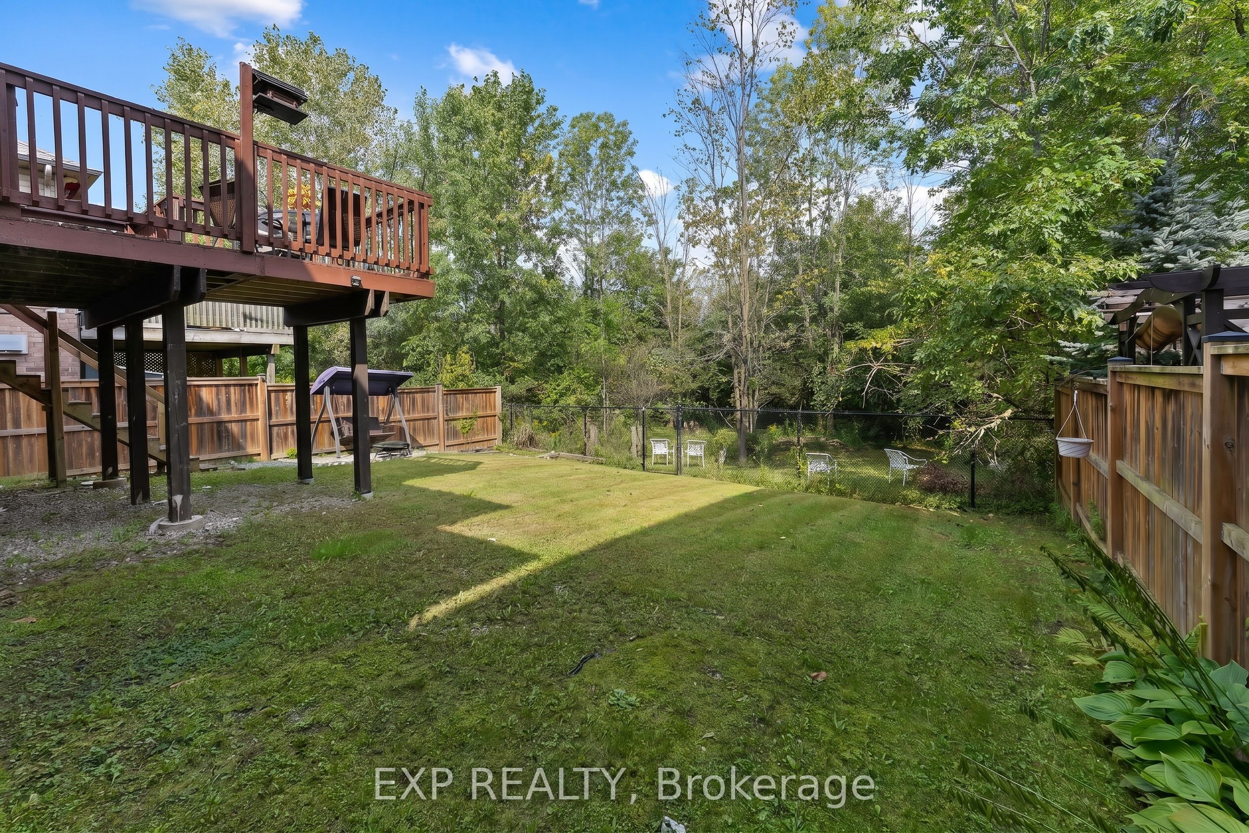 8876 Tristar Crescent Property Photo 44