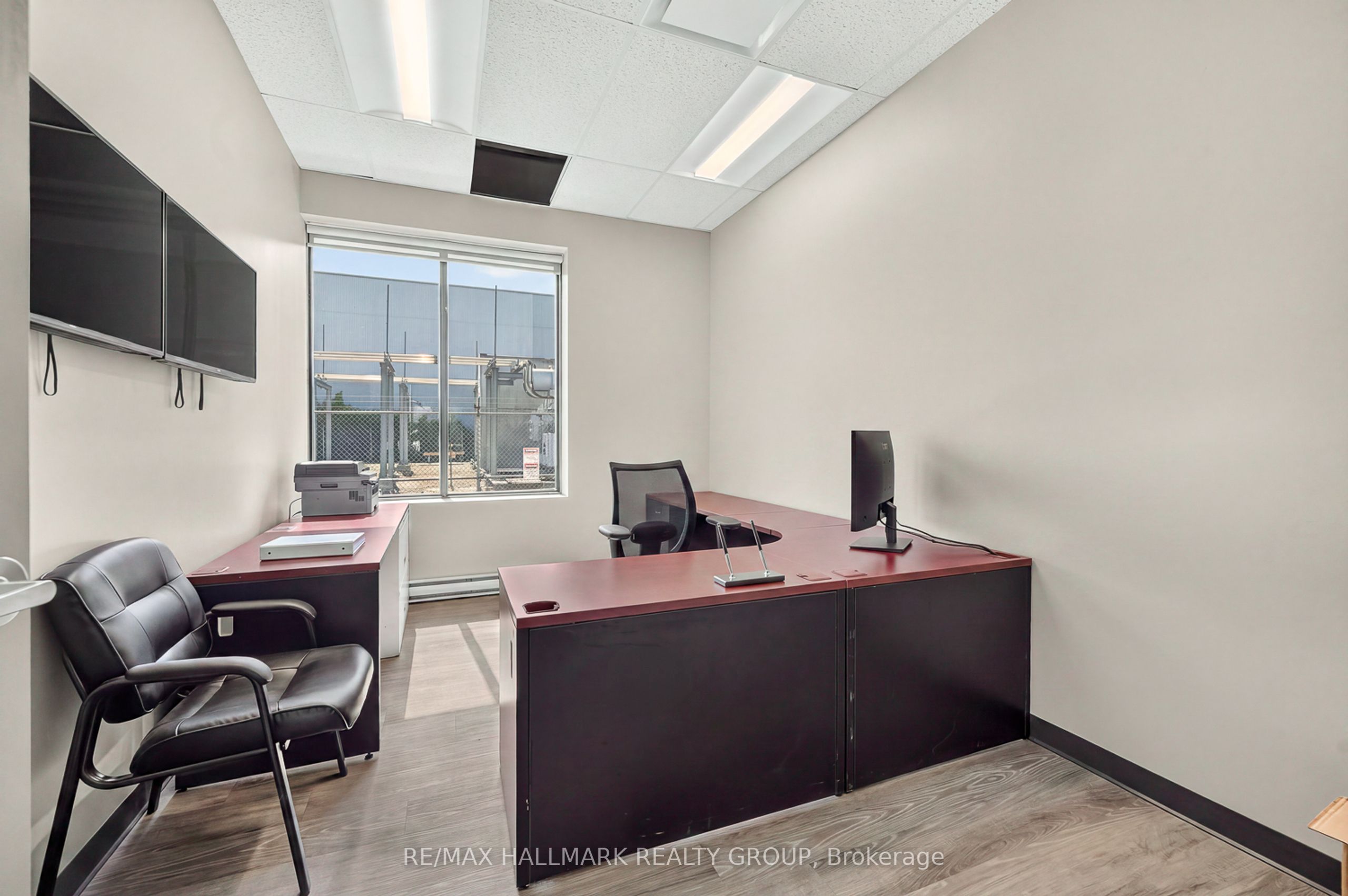 1240 Kenaston Street B Property Photo 11