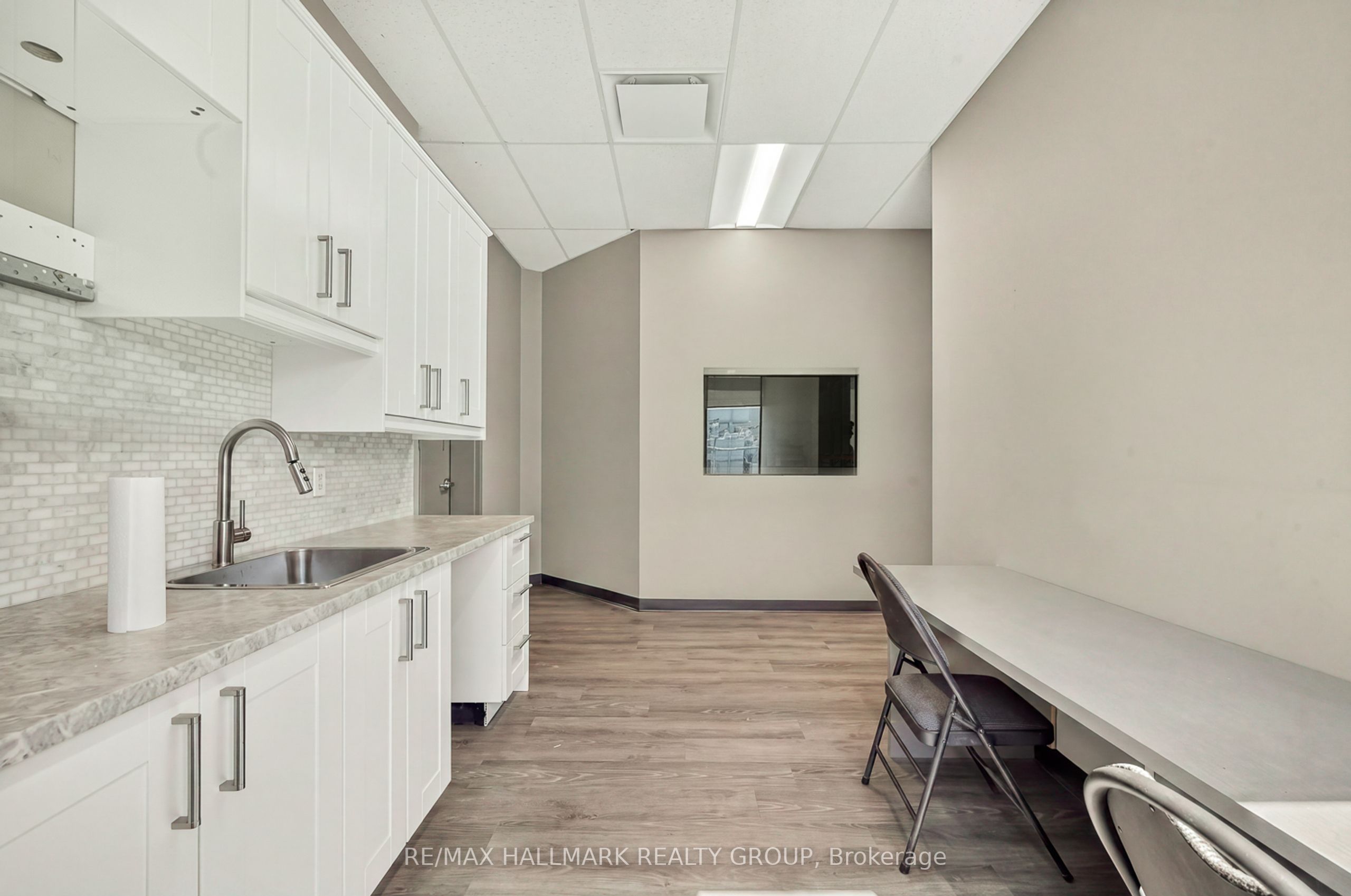 1240 Kenaston Street B Property Photo 14