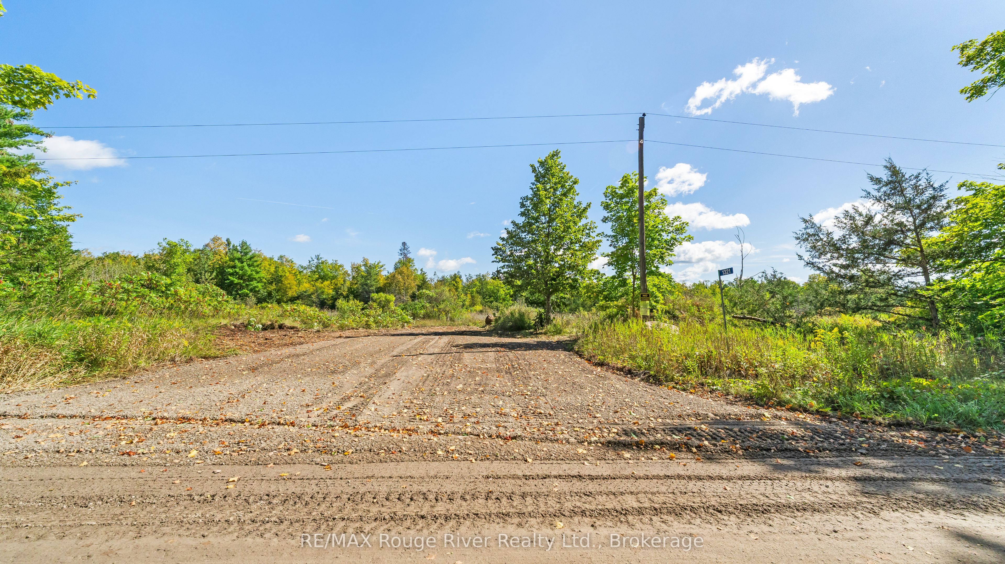 1321 Crowe River Road N Property Photo 5