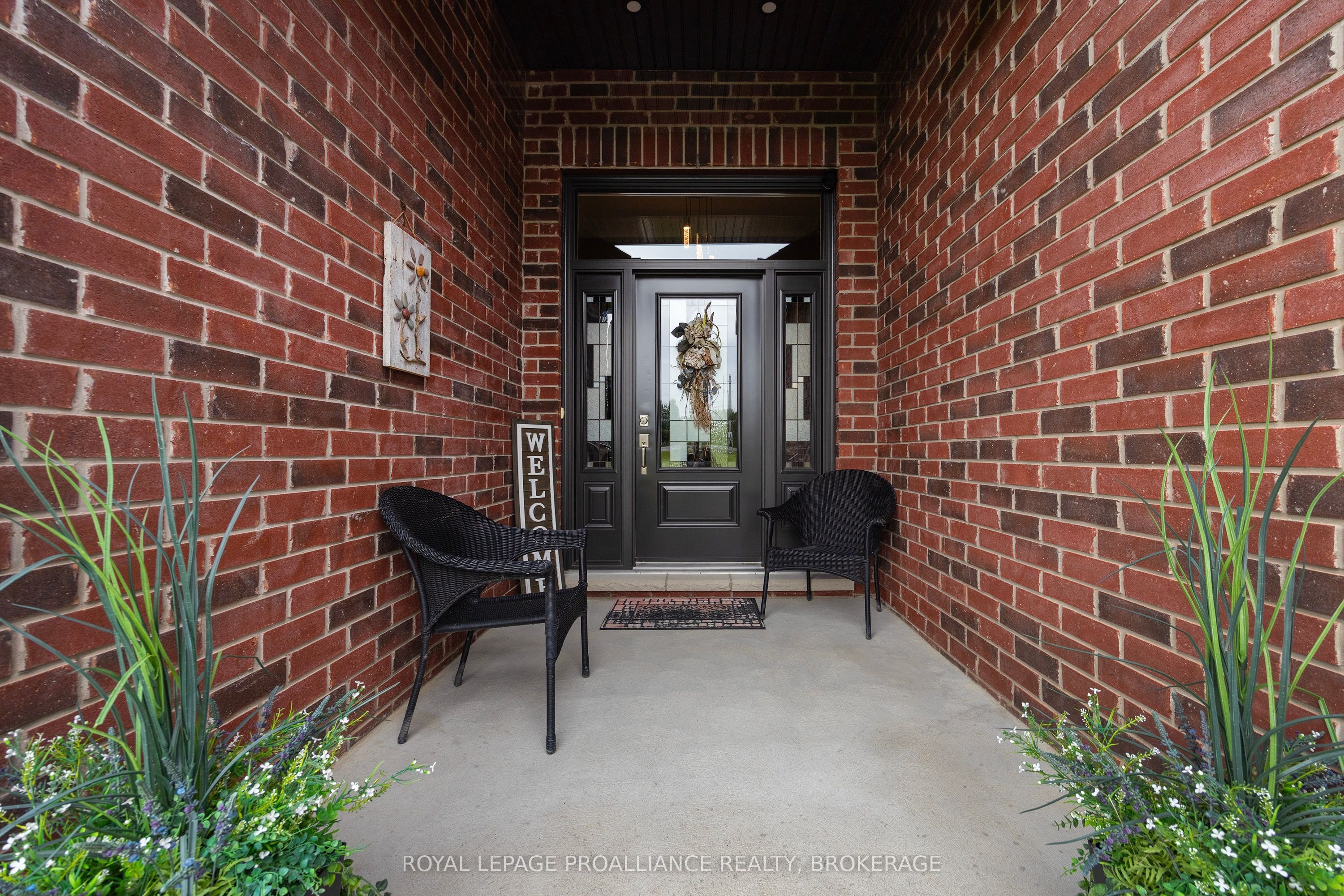 4 Sandstone Court Property Photo 4