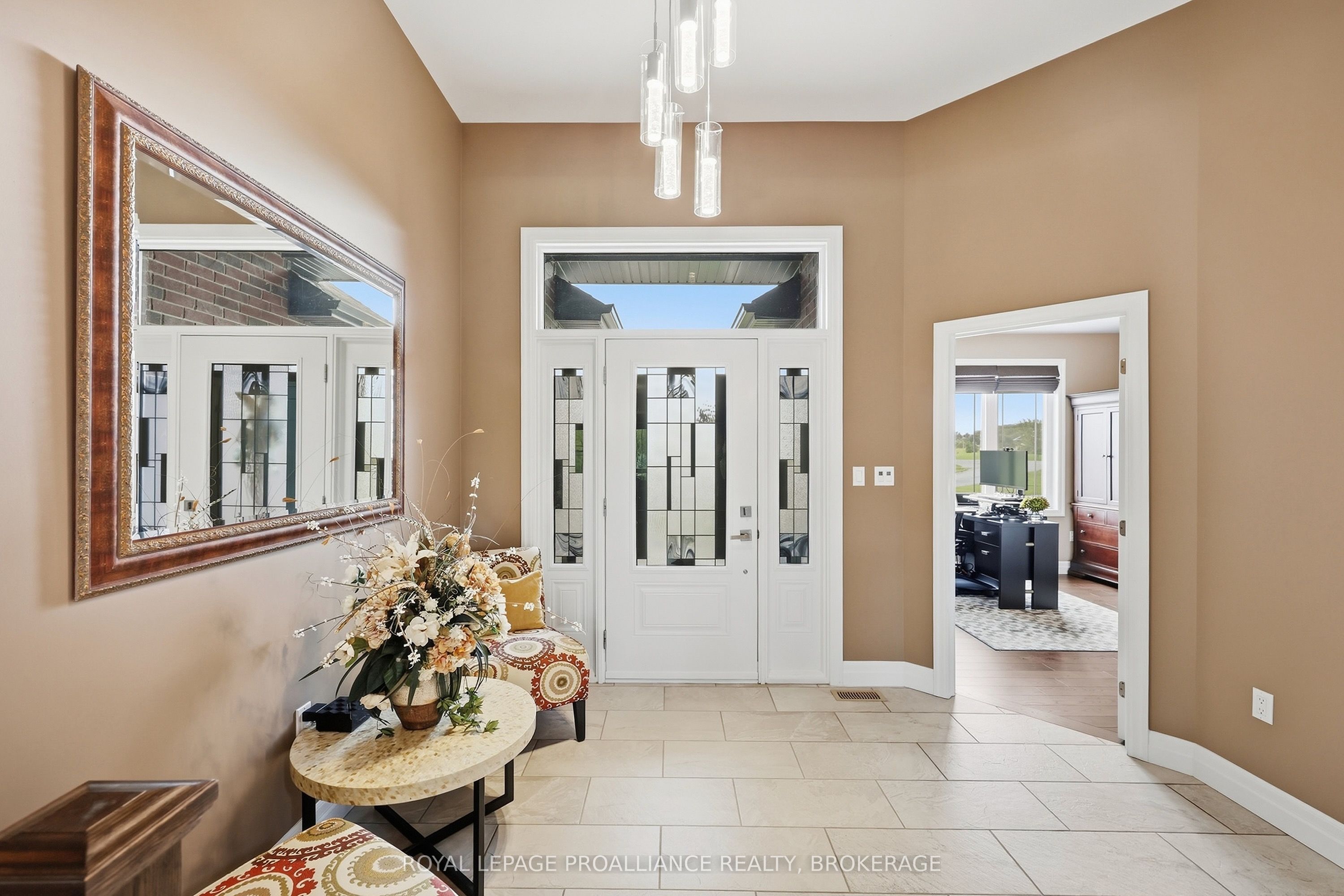 4 Sandstone Court Property Photo 5