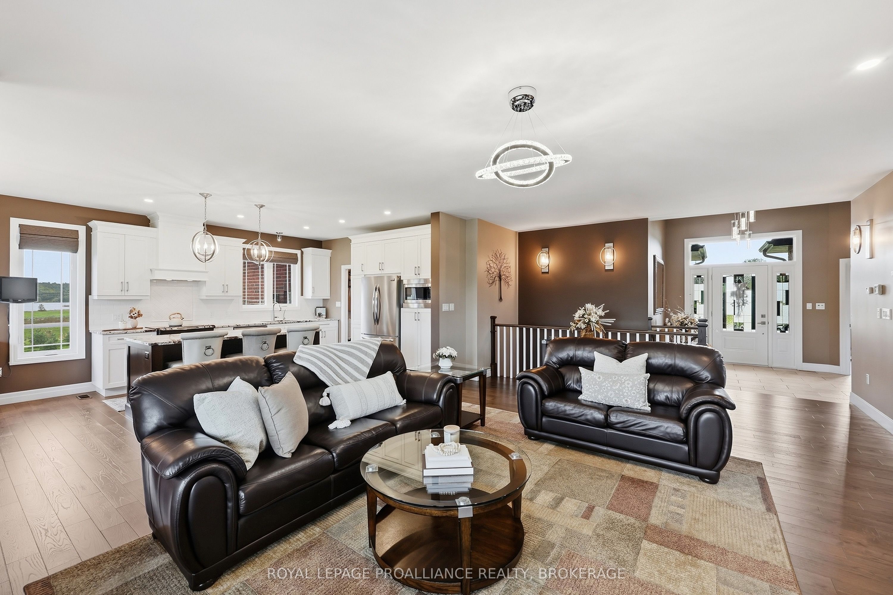 4 Sandstone Court Property Photo 11