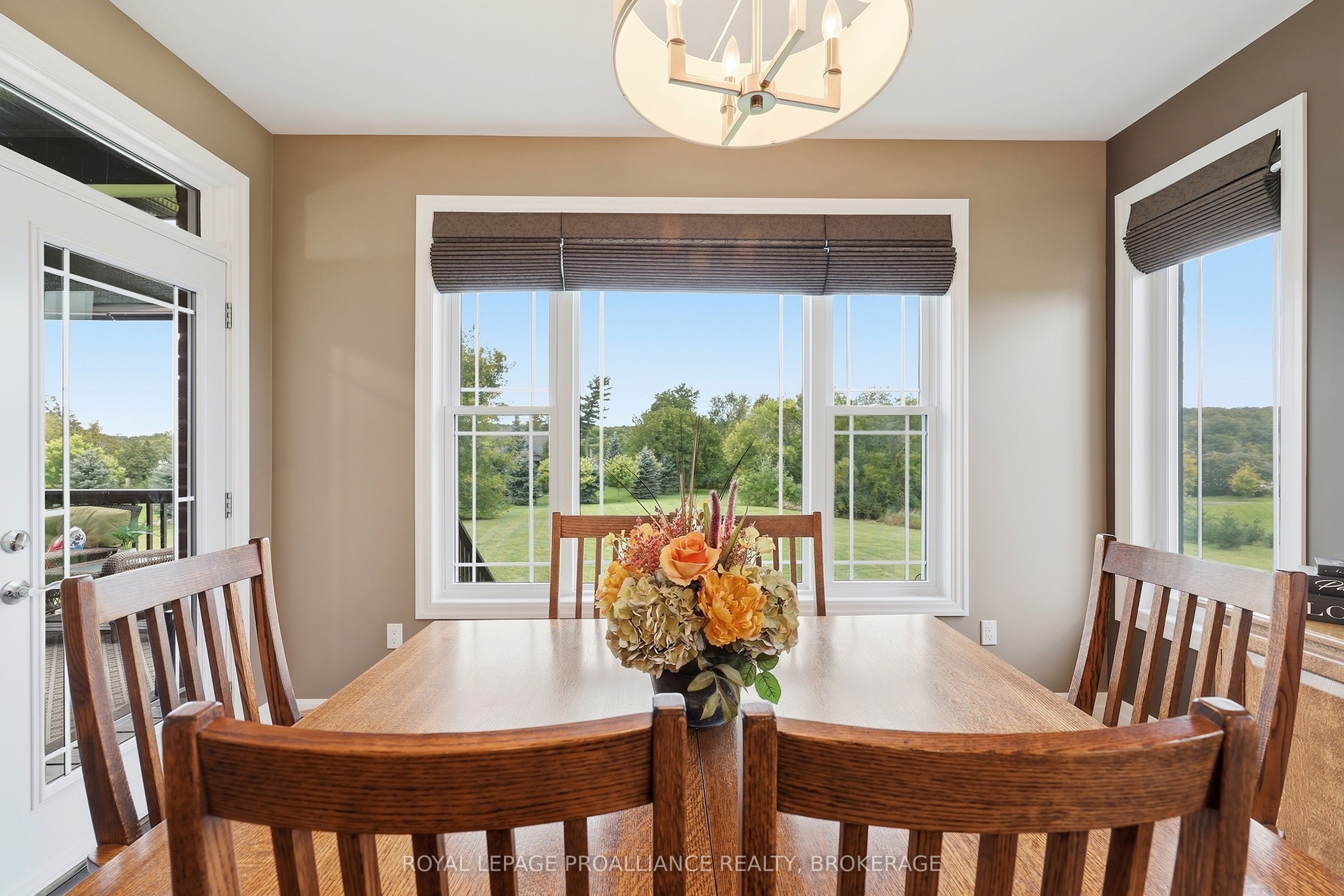 4 Sandstone Court Property Photo 18