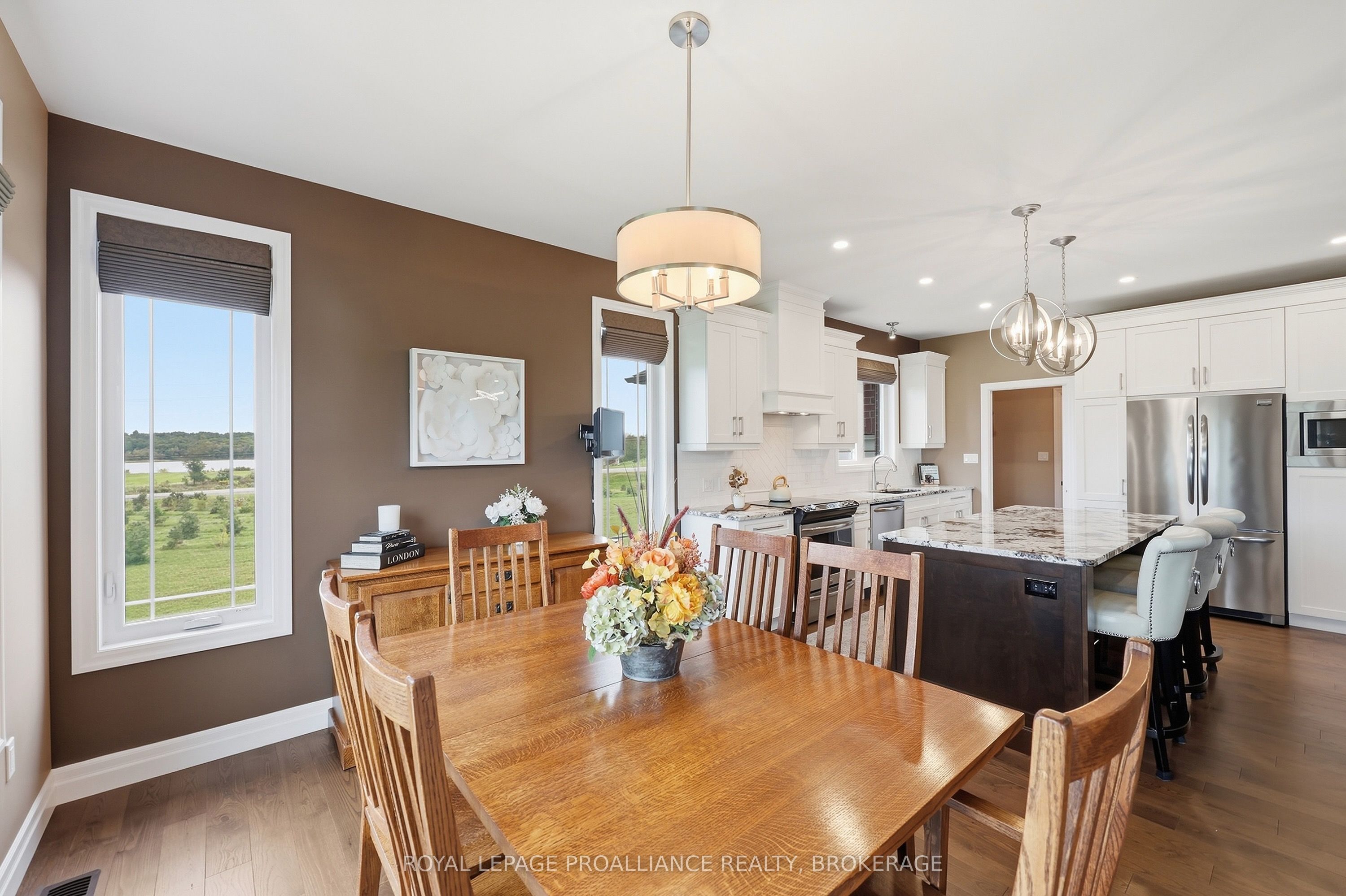4 Sandstone Court Property Photo 23