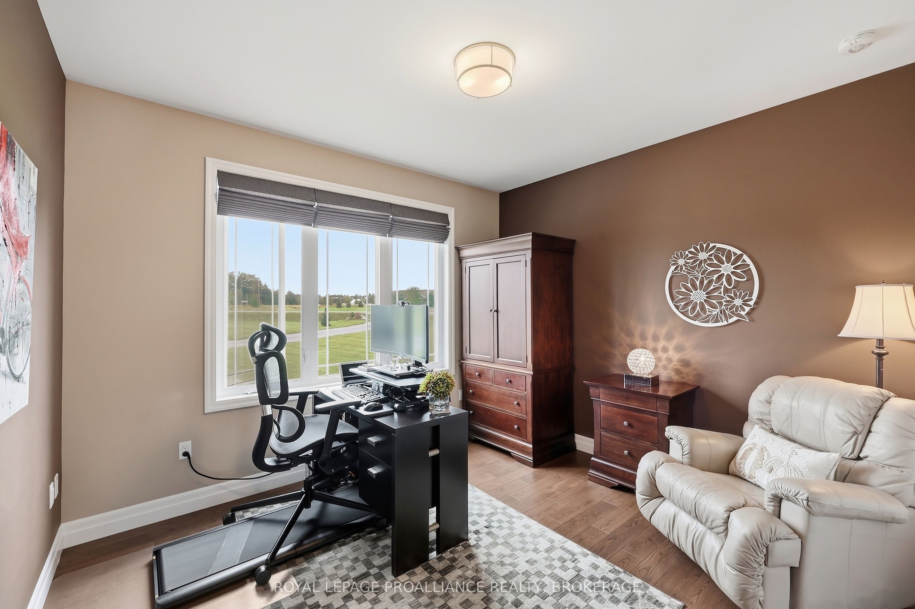 4 Sandstone Court Property Photo 31