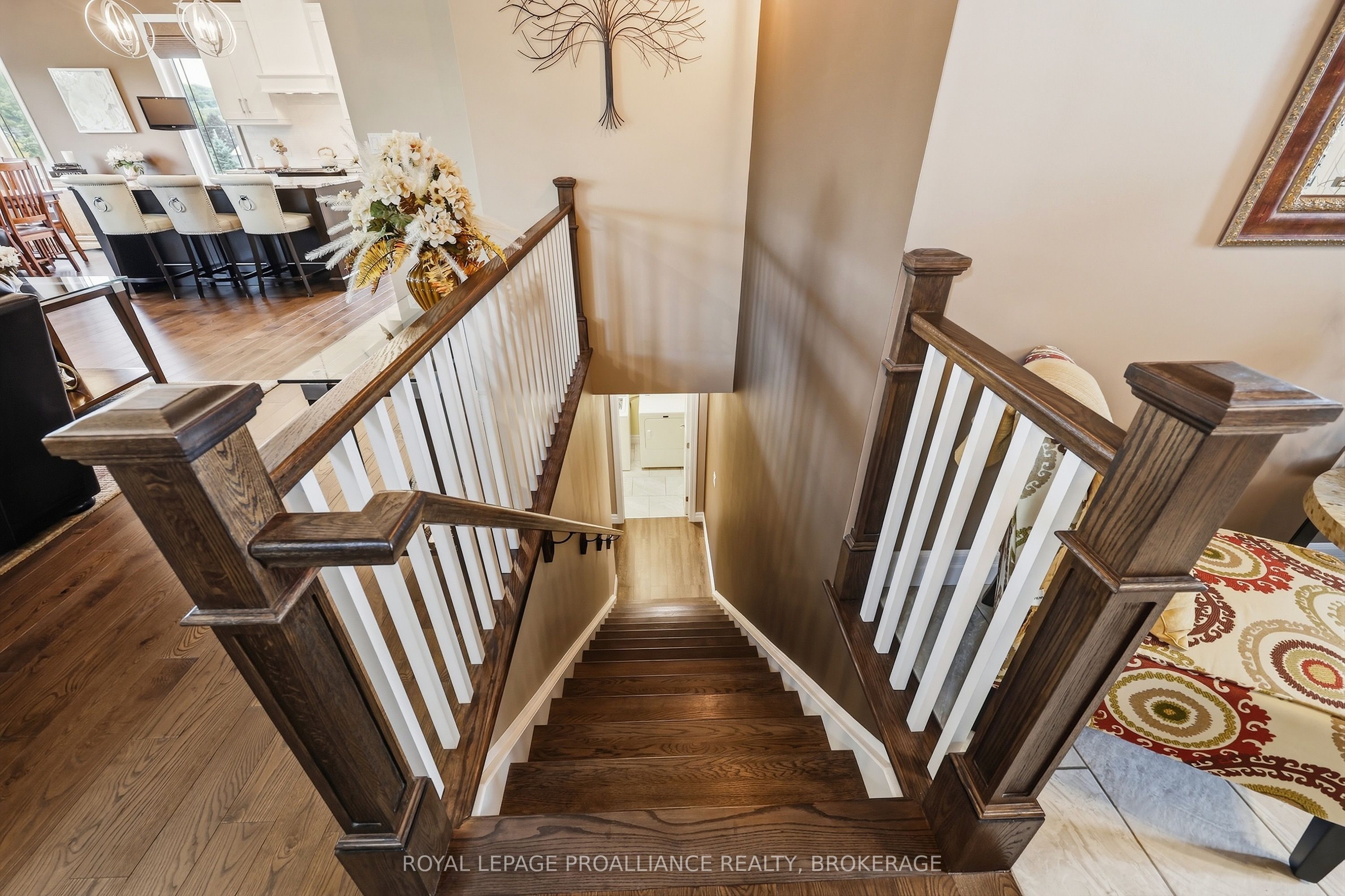 4 Sandstone Court Property Photo 33