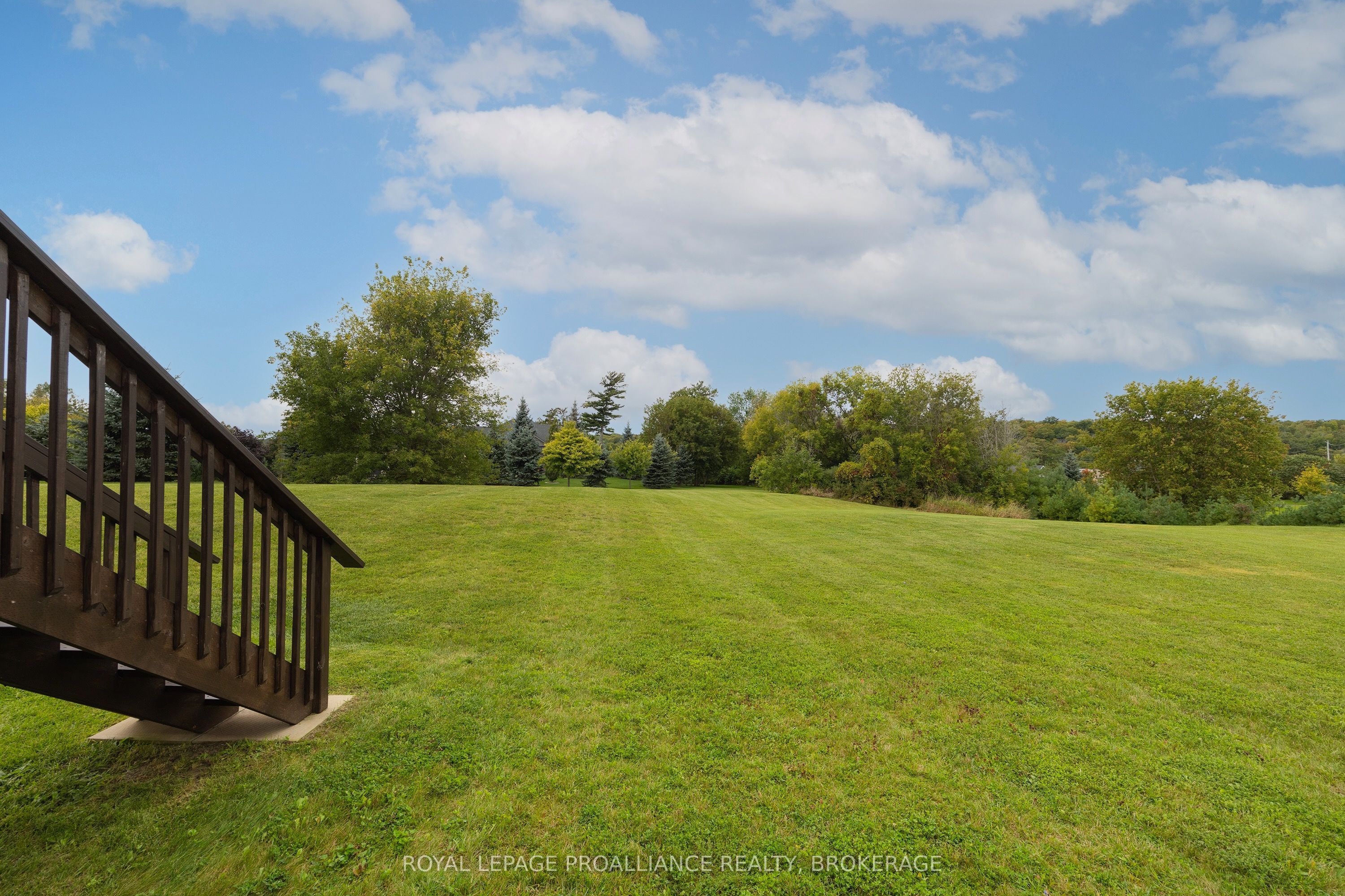 4 Sandstone Court Property Photo 48