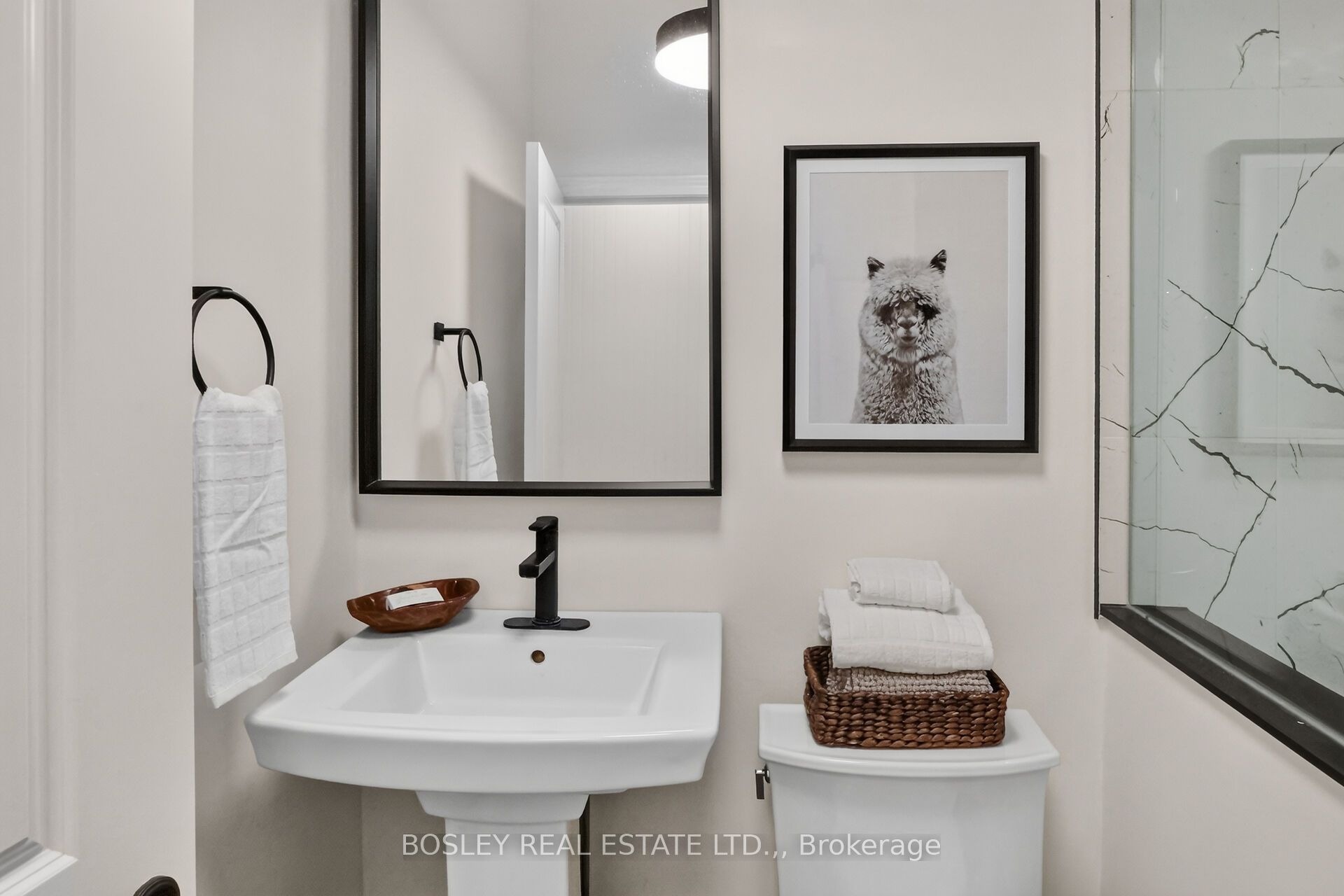 5 Luther Avenue Property Photo 17