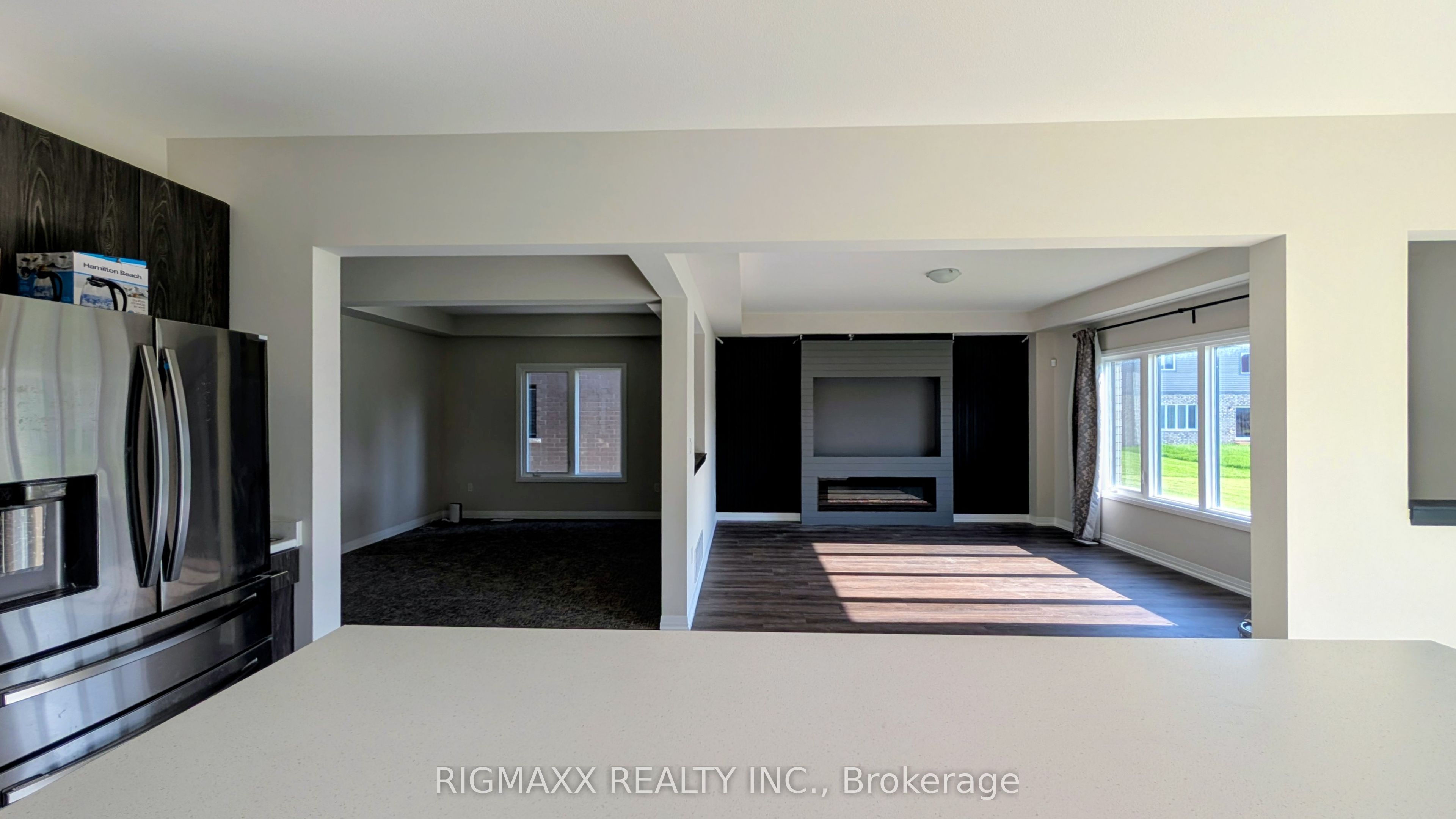 1015 Alliston Avenue E Property Photo 13