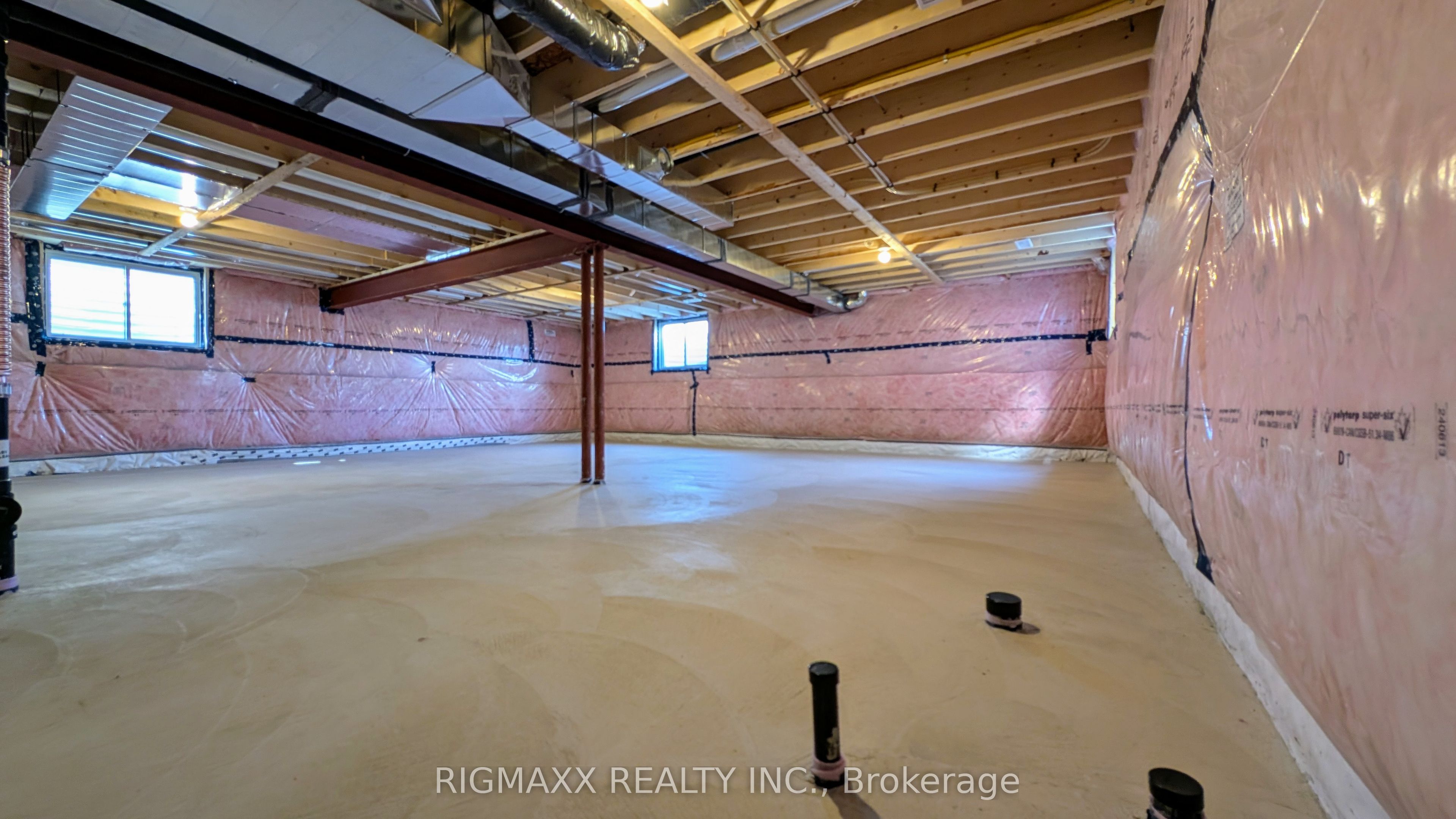 1015 Alliston Avenue E Property Photo 35