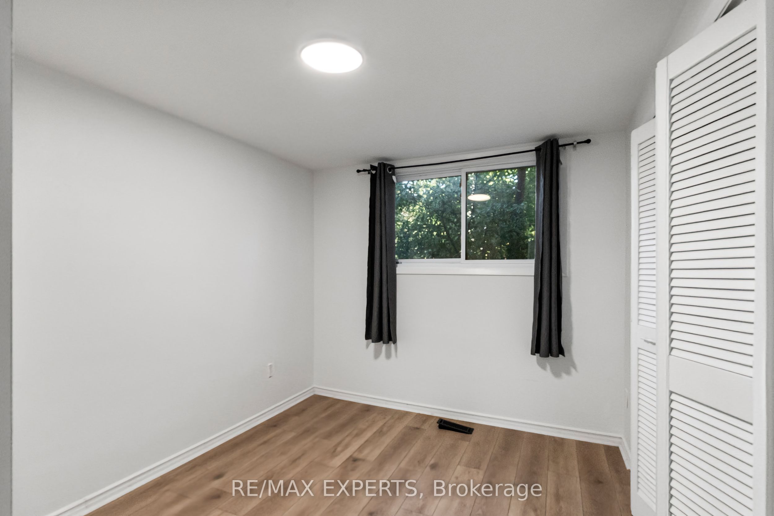 23 Thomas Street Property Photo 16