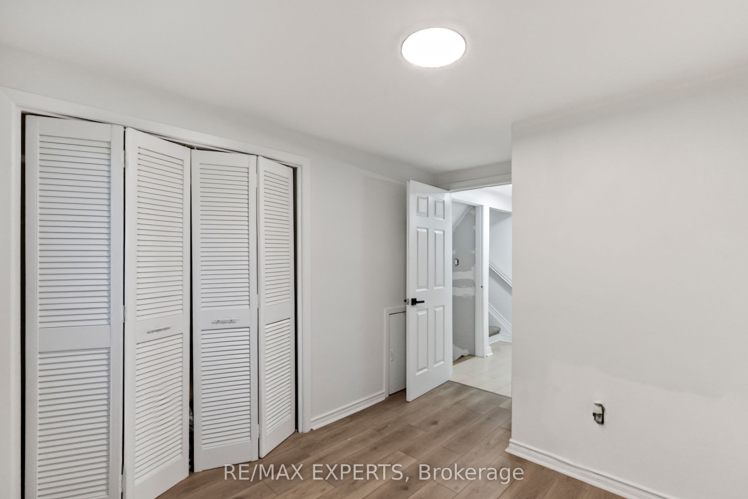 23 Thomas Street Property Photo 17