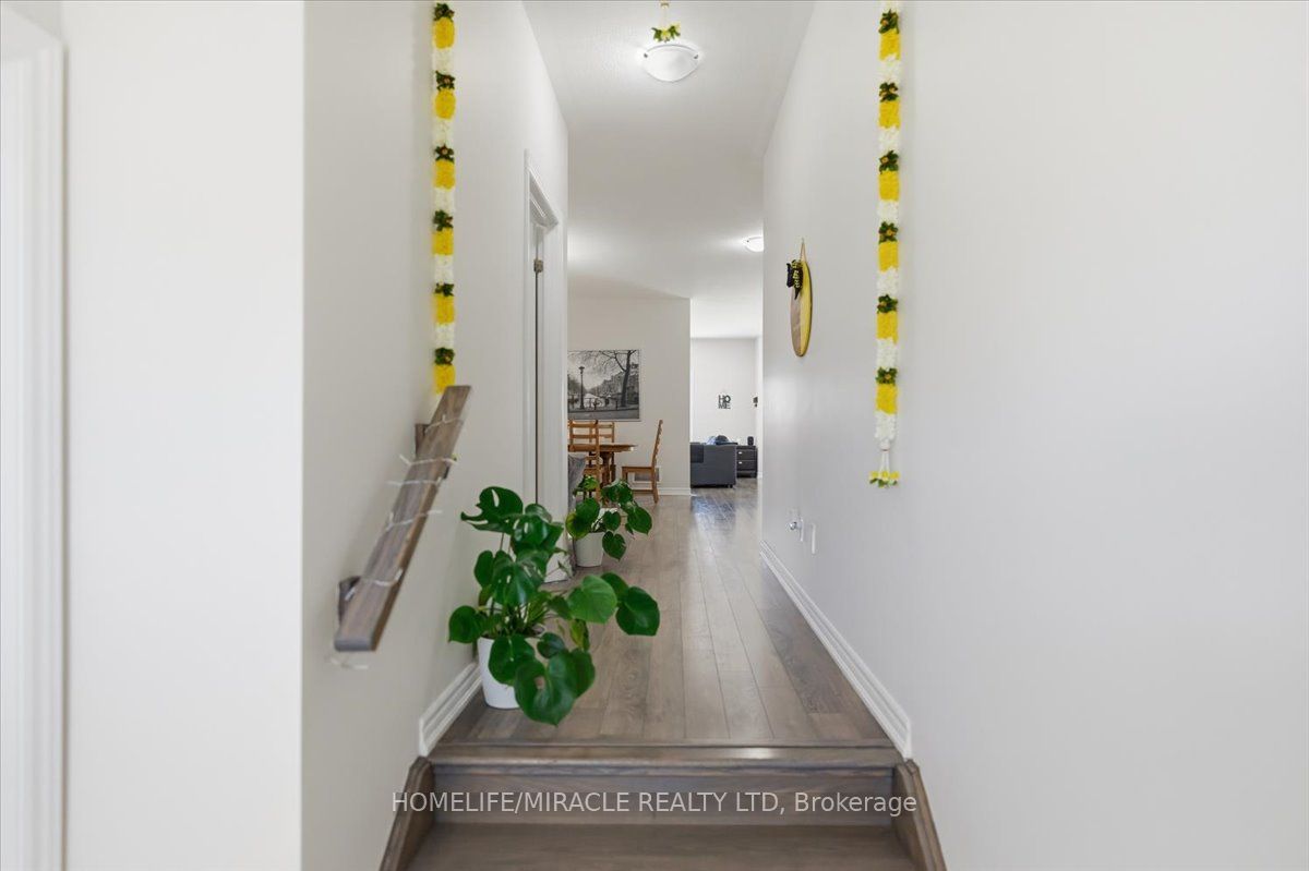 15 Moriarity Drive Property Photo 8
