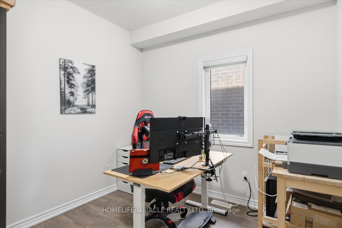 15 Moriarity Drive Property Photo 10