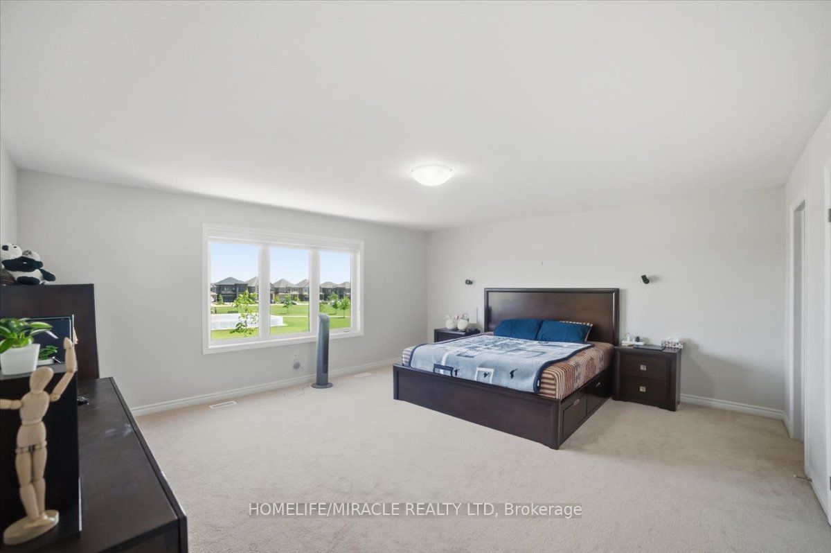15 Moriarity Drive Property Photo 24
