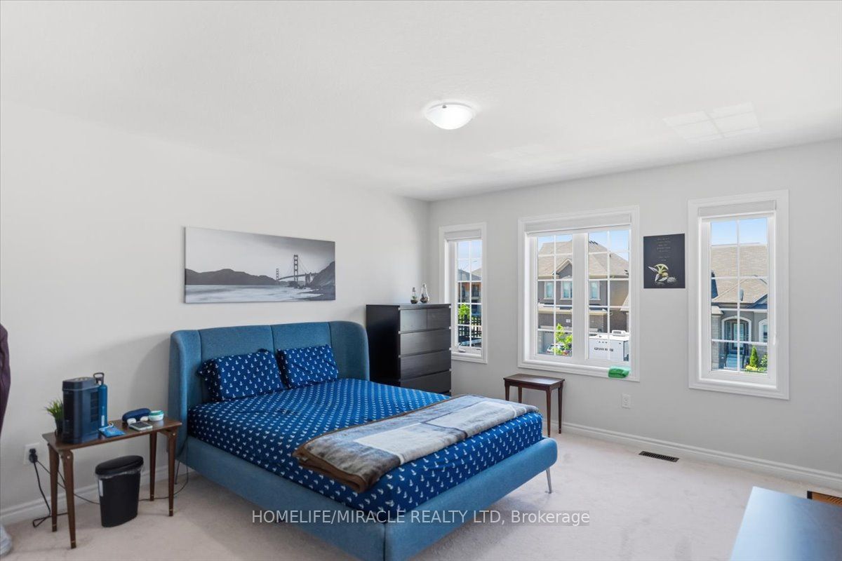 15 Moriarity Drive Property Photo 38