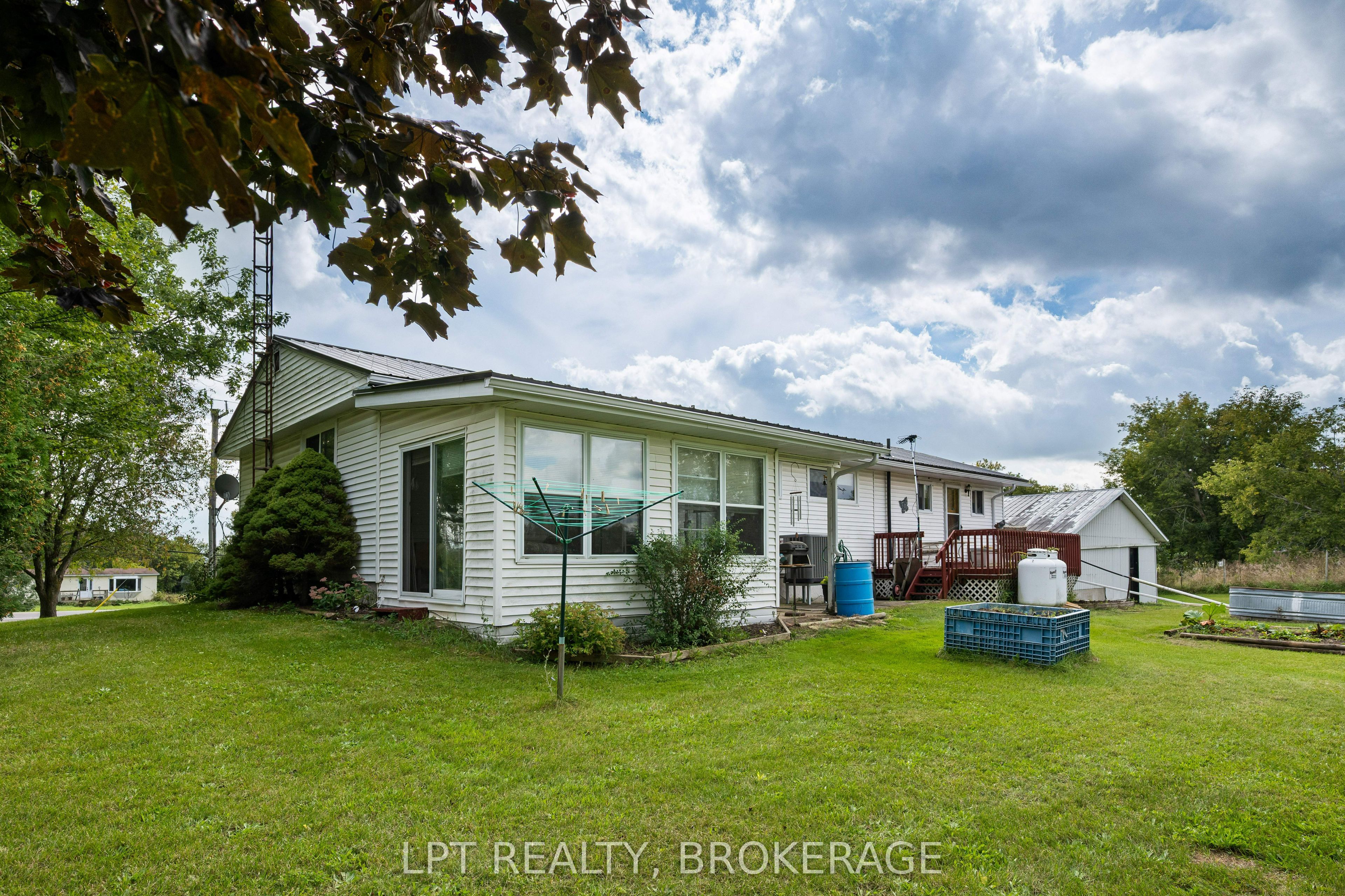 6087 County Road 2 Road Property Photo 6
