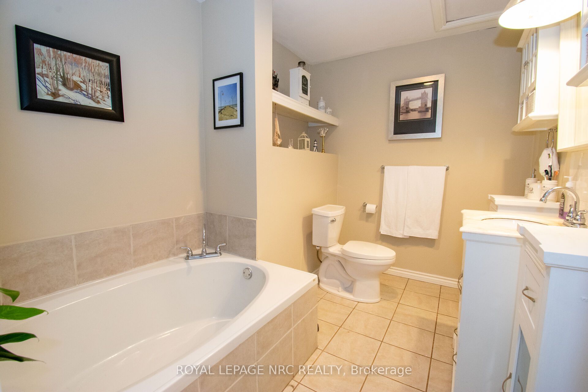 199 York Street Property Photo 32