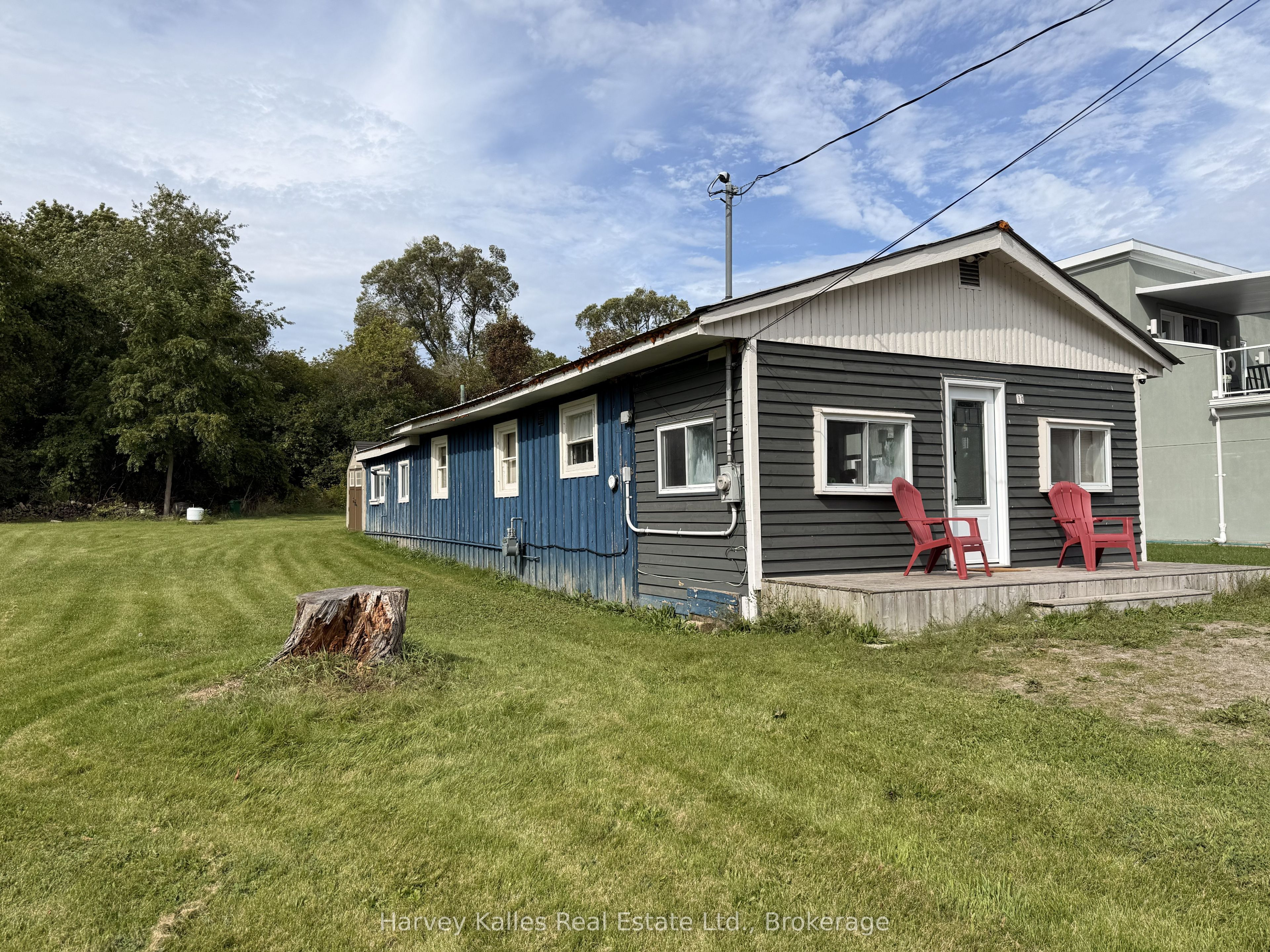 90 Main Street Property Photo 1